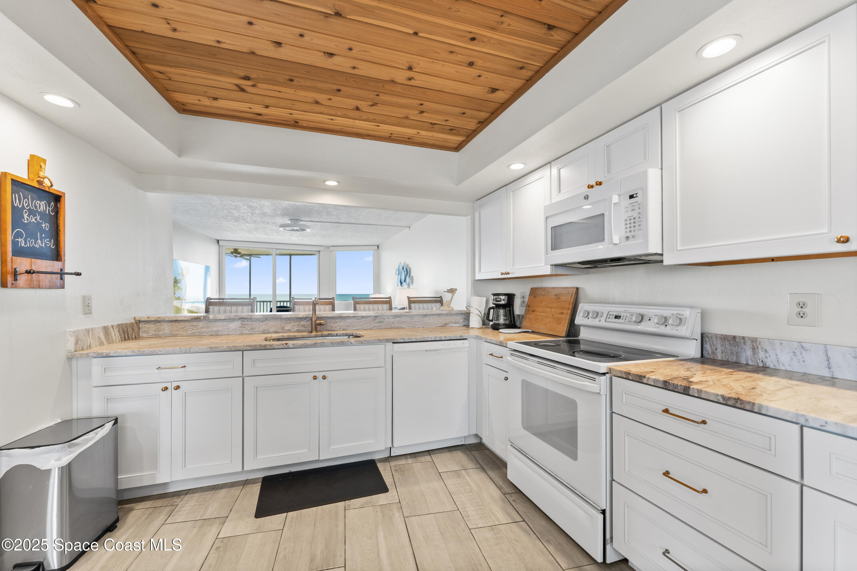 1175 Highway A1a 408