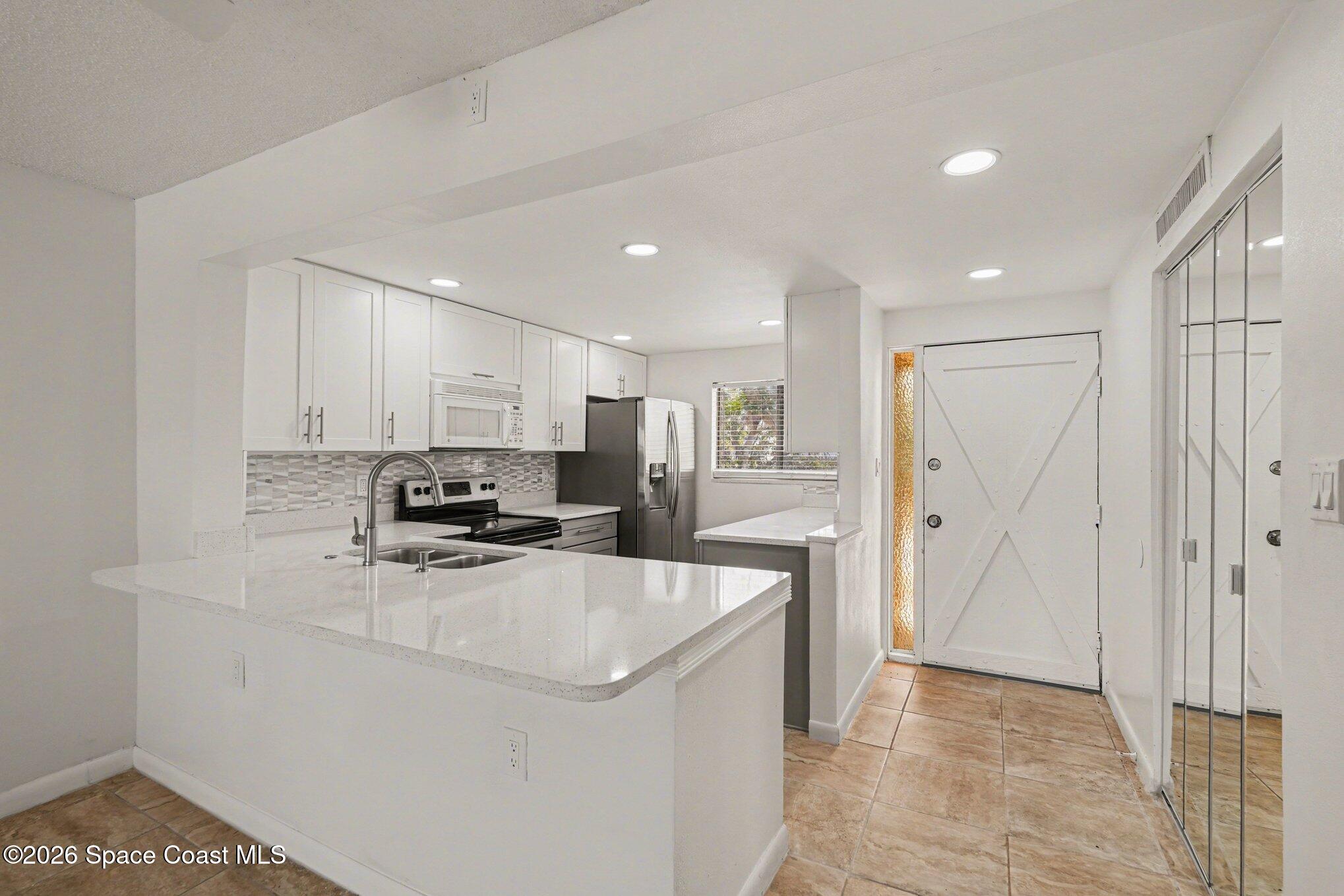 1611 Minutemen Causeway SE 208a-P