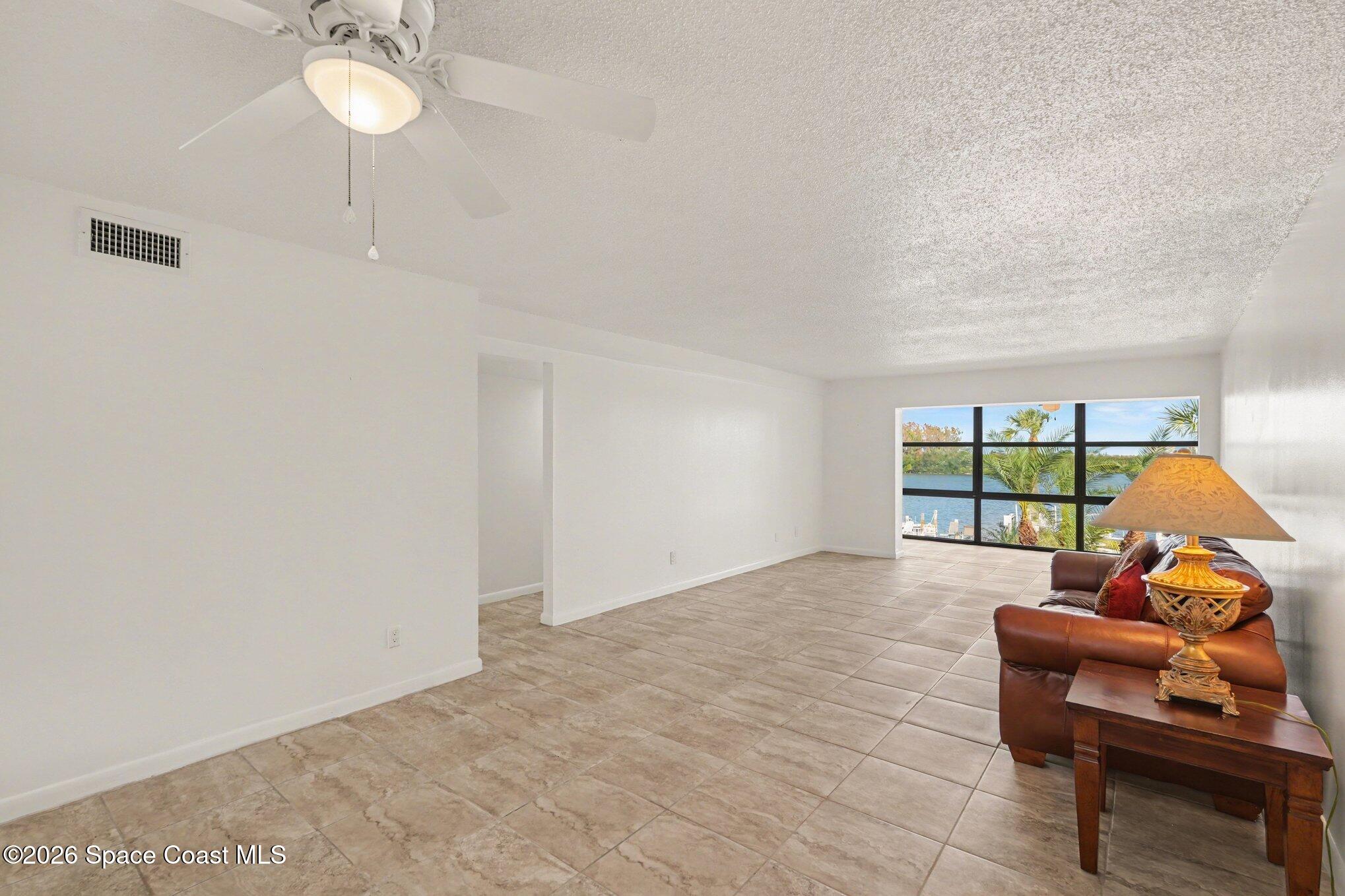 1611 Minutemen Causeway SE 208a-P