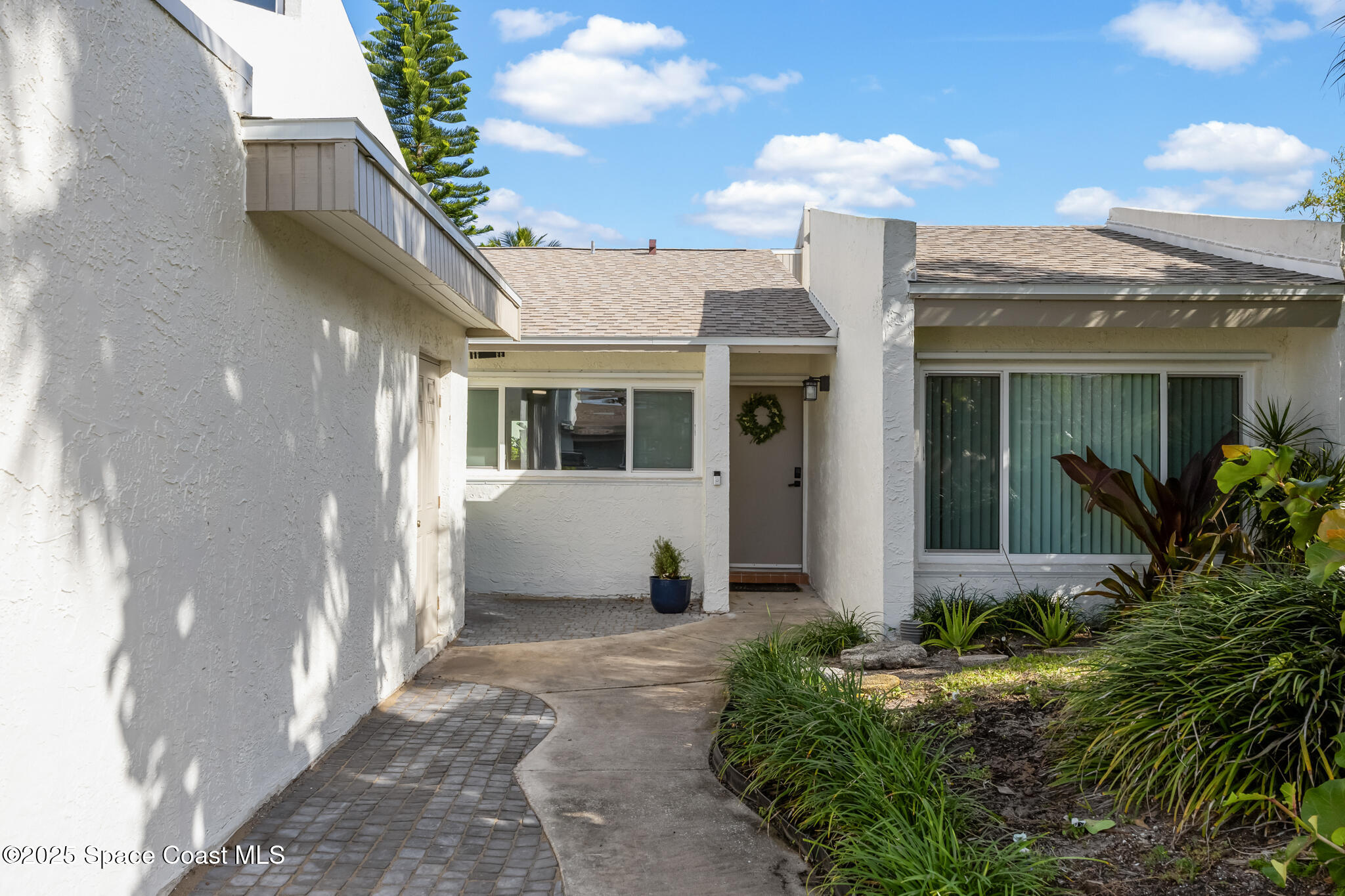 500 Summerset Court