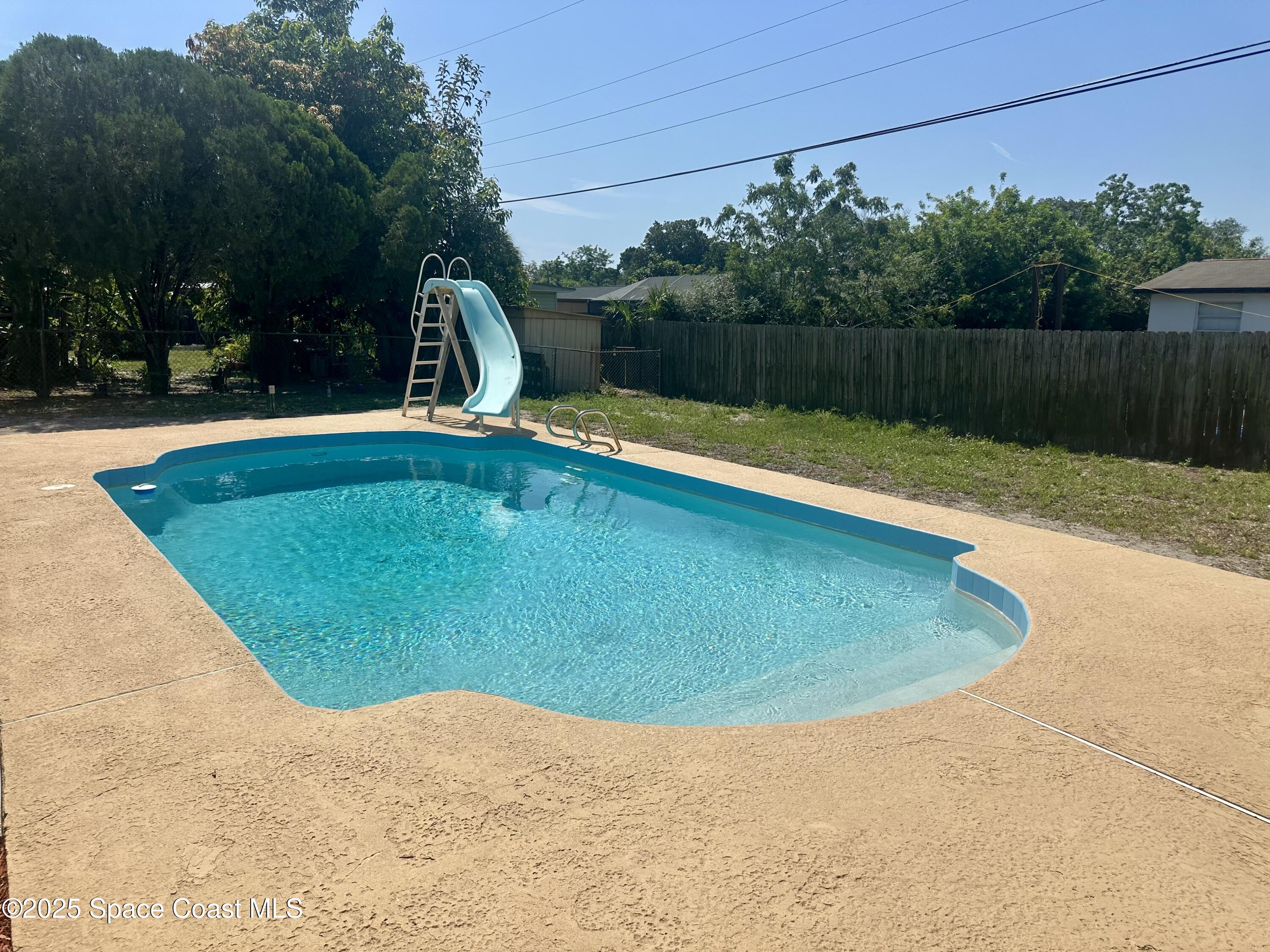 219 Coronada Boulevard