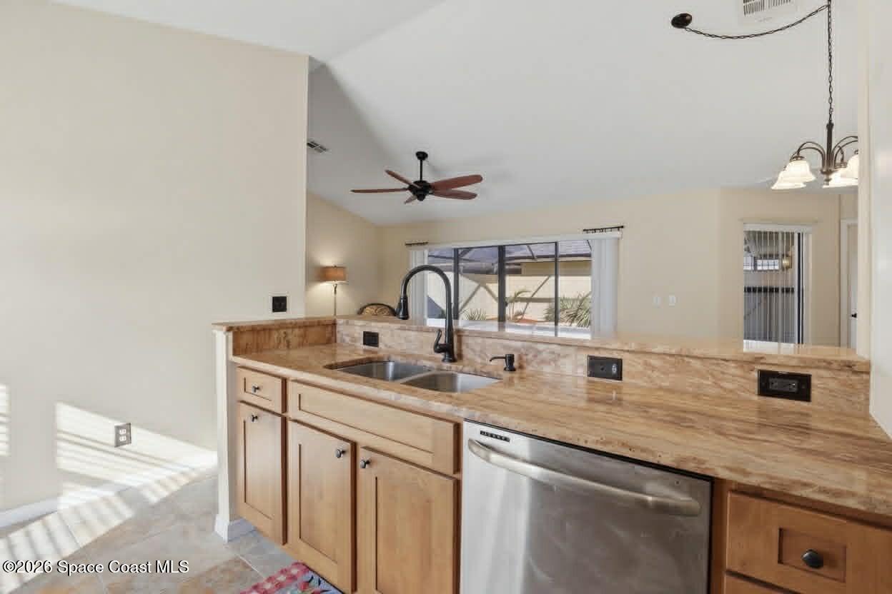 6285 N Mirror Lake Drive 6285
