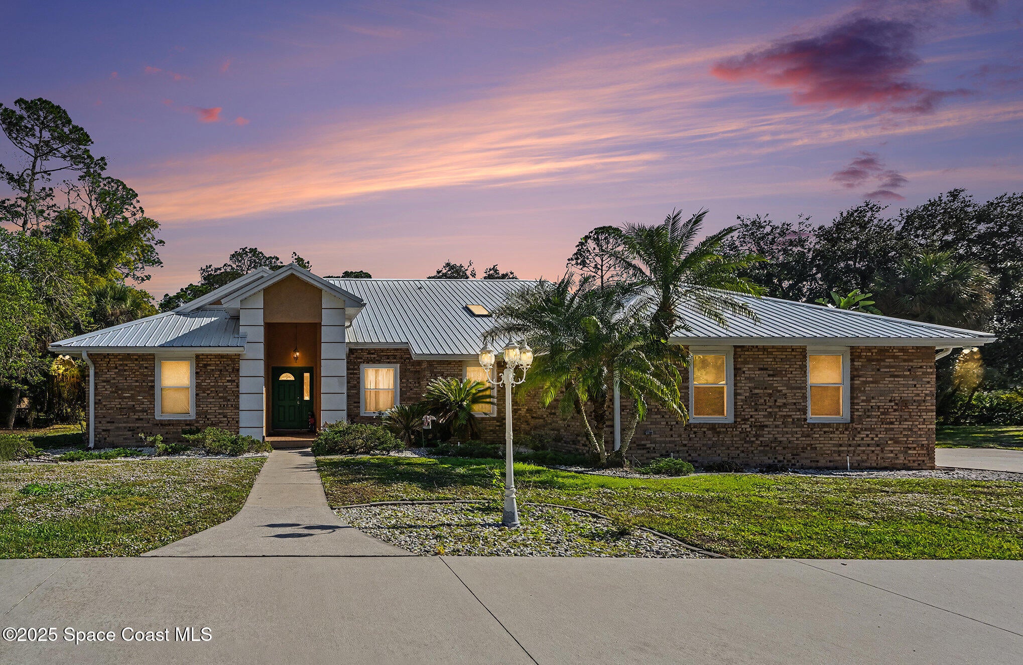 2956 Long Lake Drive