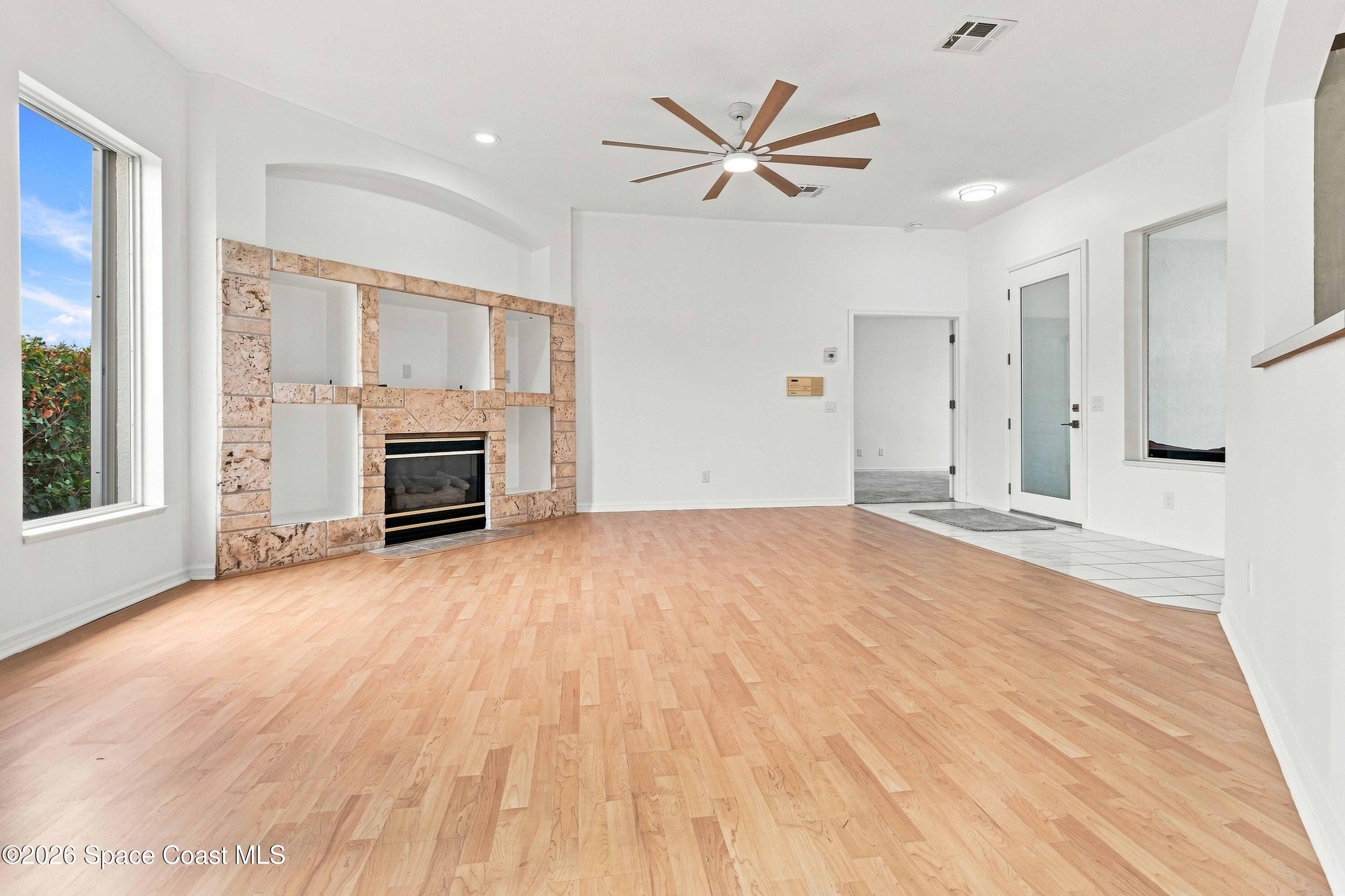 511 Royston Lane