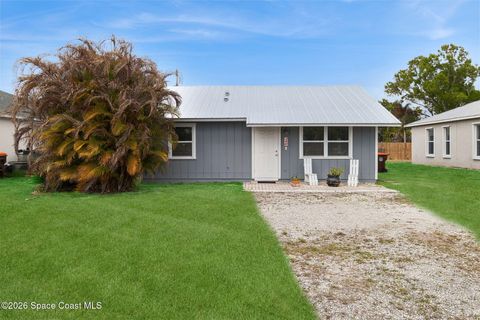 Property photo of 346 16th Place Sw, Vero Beach, FL 32962