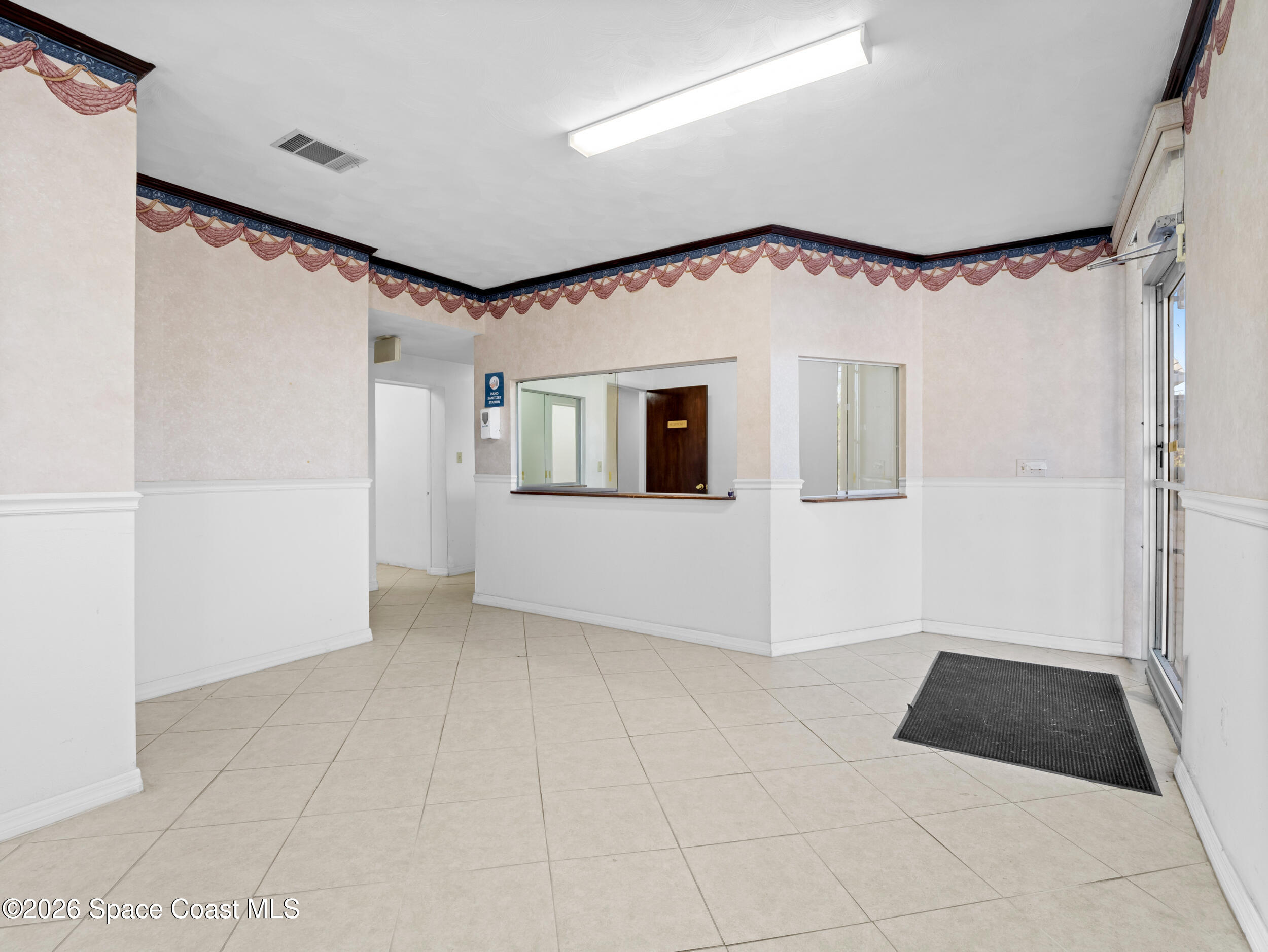 4015 N Highway 1