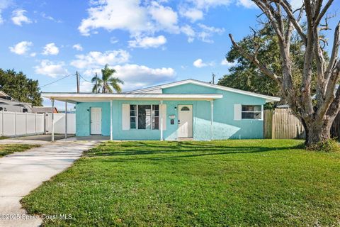 Photo of 593 Cheyenne Avenue, Melbourne, FL 32935 (MLS # 1063961)