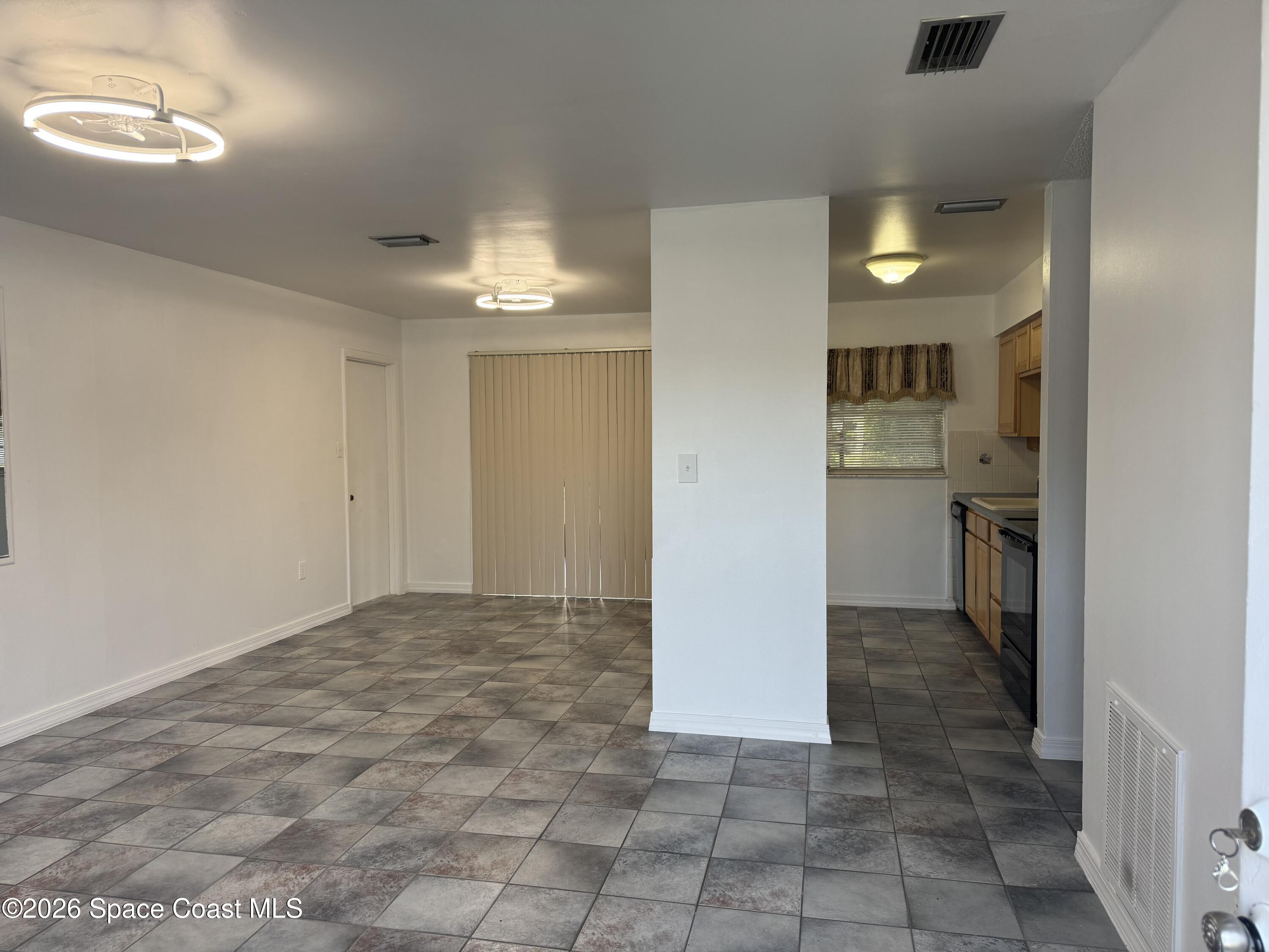 491 Alameda Avenue SE