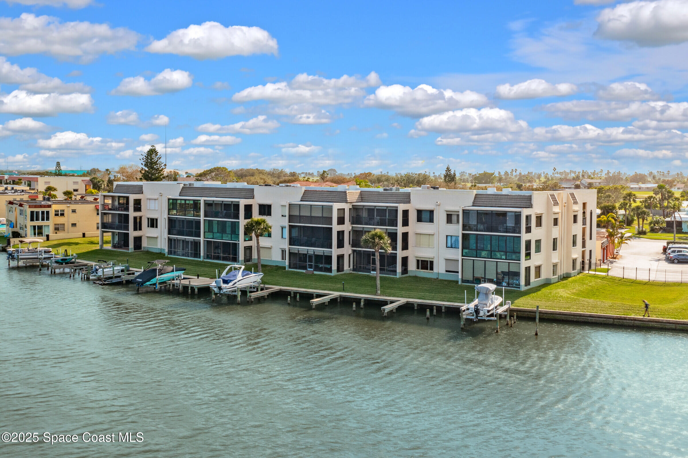 1825 Minutemen Causeway 105