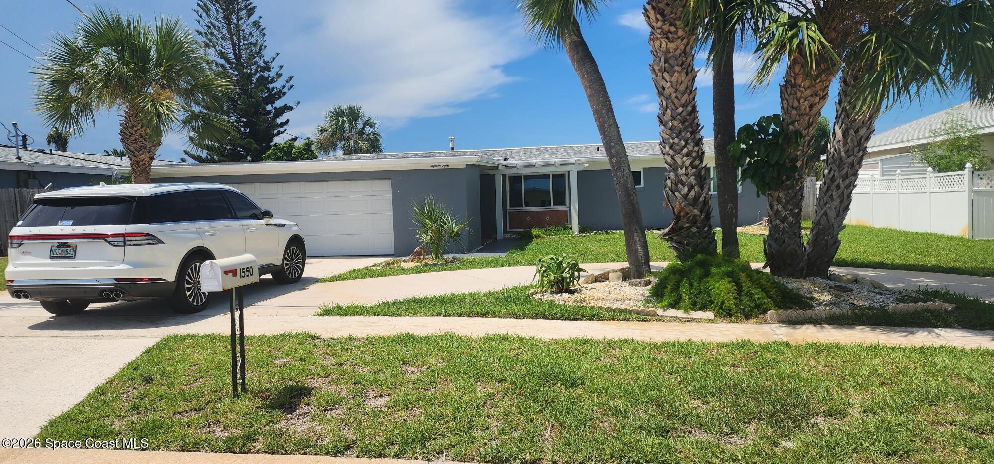 Photo 1 of 28 — 1550 W Central Avenue, Merritt Island, FL 32952