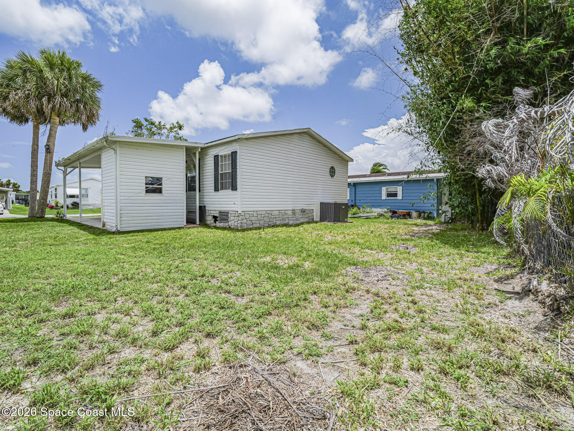 818 Thrush Circle