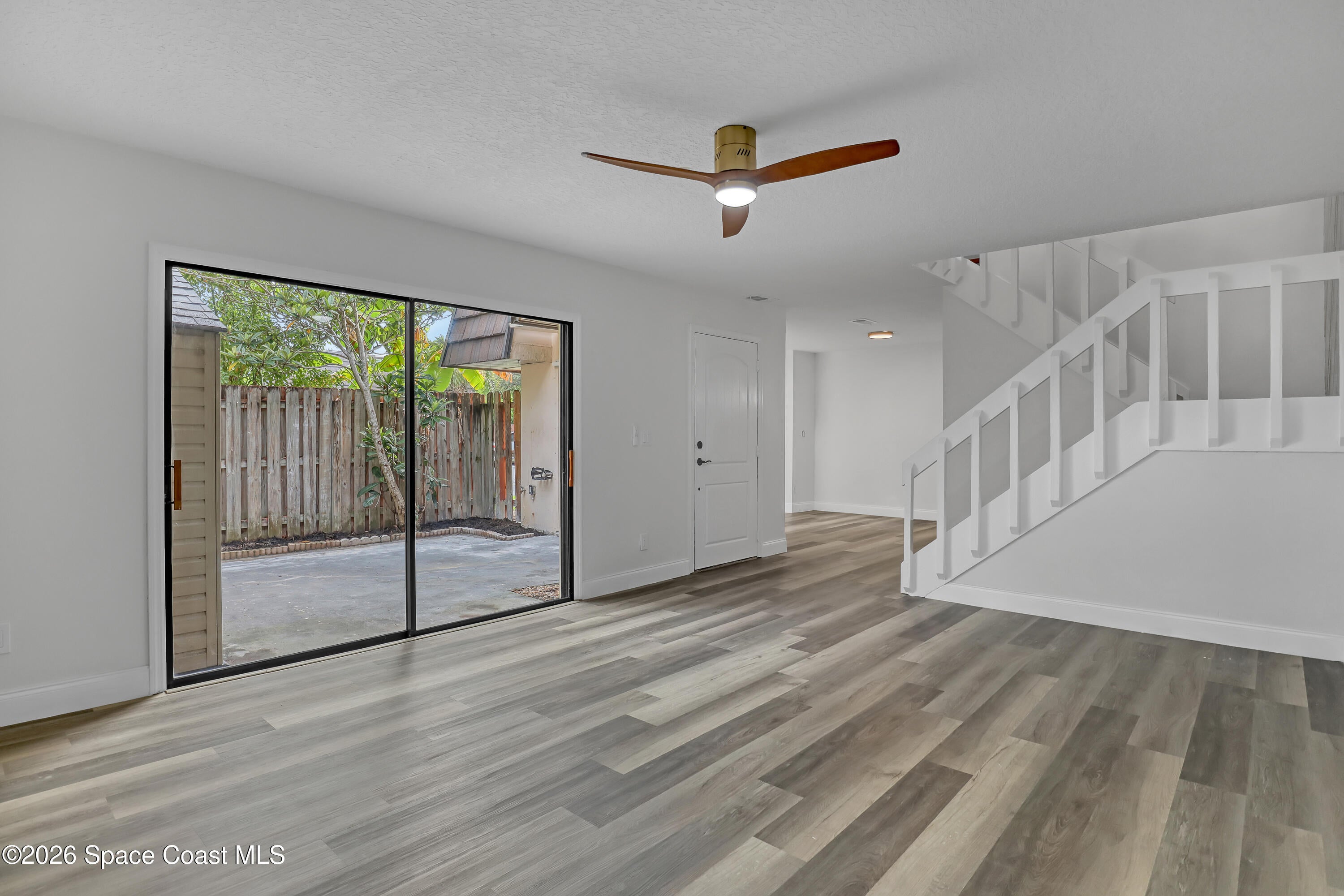 3311 Vista Oaks Circle NE