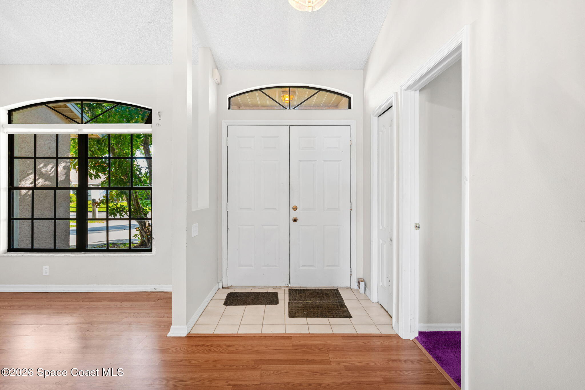 2086 Lionel Drive