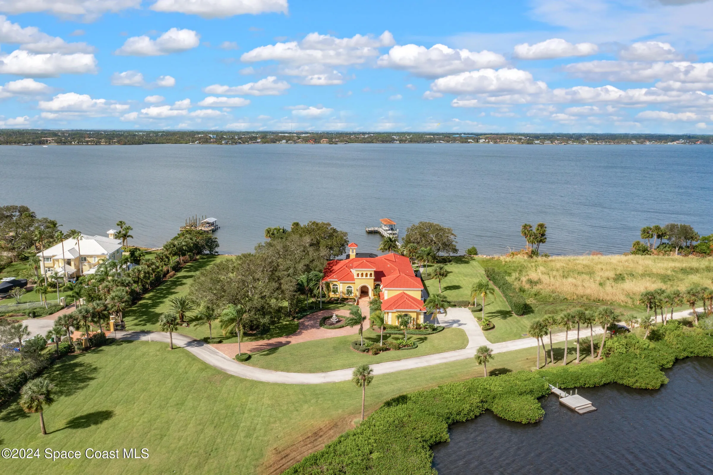 Merritt Island, Florida 32952, United States, 5 Bedrooms Bedrooms, ,6 BathroomsBathrooms,Residential,Active,31419