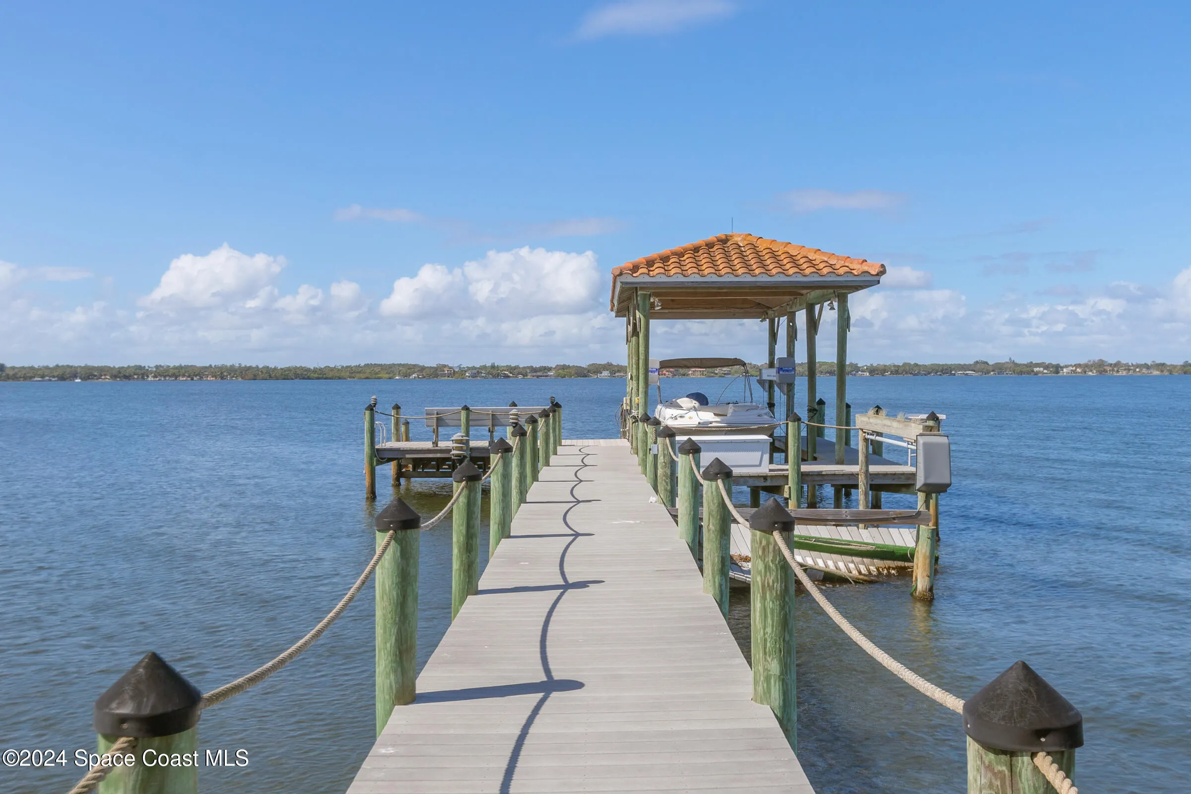 Merritt Island, Florida 32952, United States, 5 Bedrooms Bedrooms, ,6 BathroomsBathrooms,Residential,Active,31419