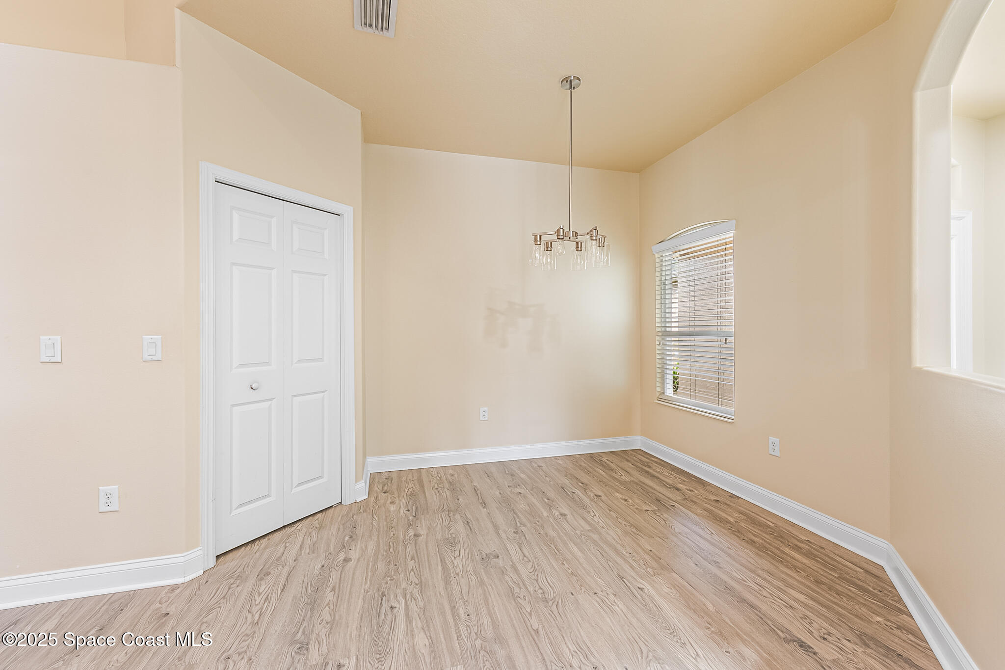 524 Mcguire Boulevard