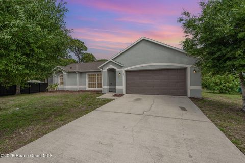 1094 Locust Avenue NW Palm Bay FL 32907