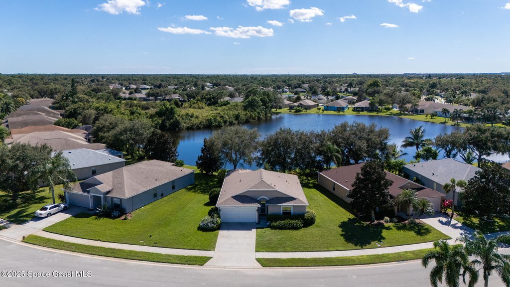Photo of 1307 Auburn Lakes Drive, Rockledge, FL 32955 (MLS # 1059982)