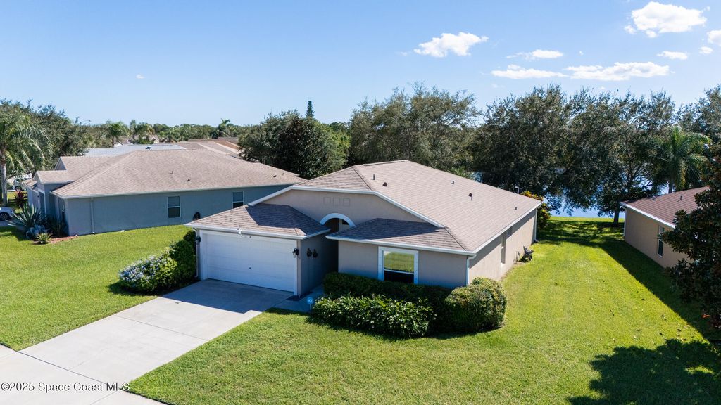Photo of 1307 Auburn Lakes Drive, Rockledge, FL 32955 (MLS # 1059982)