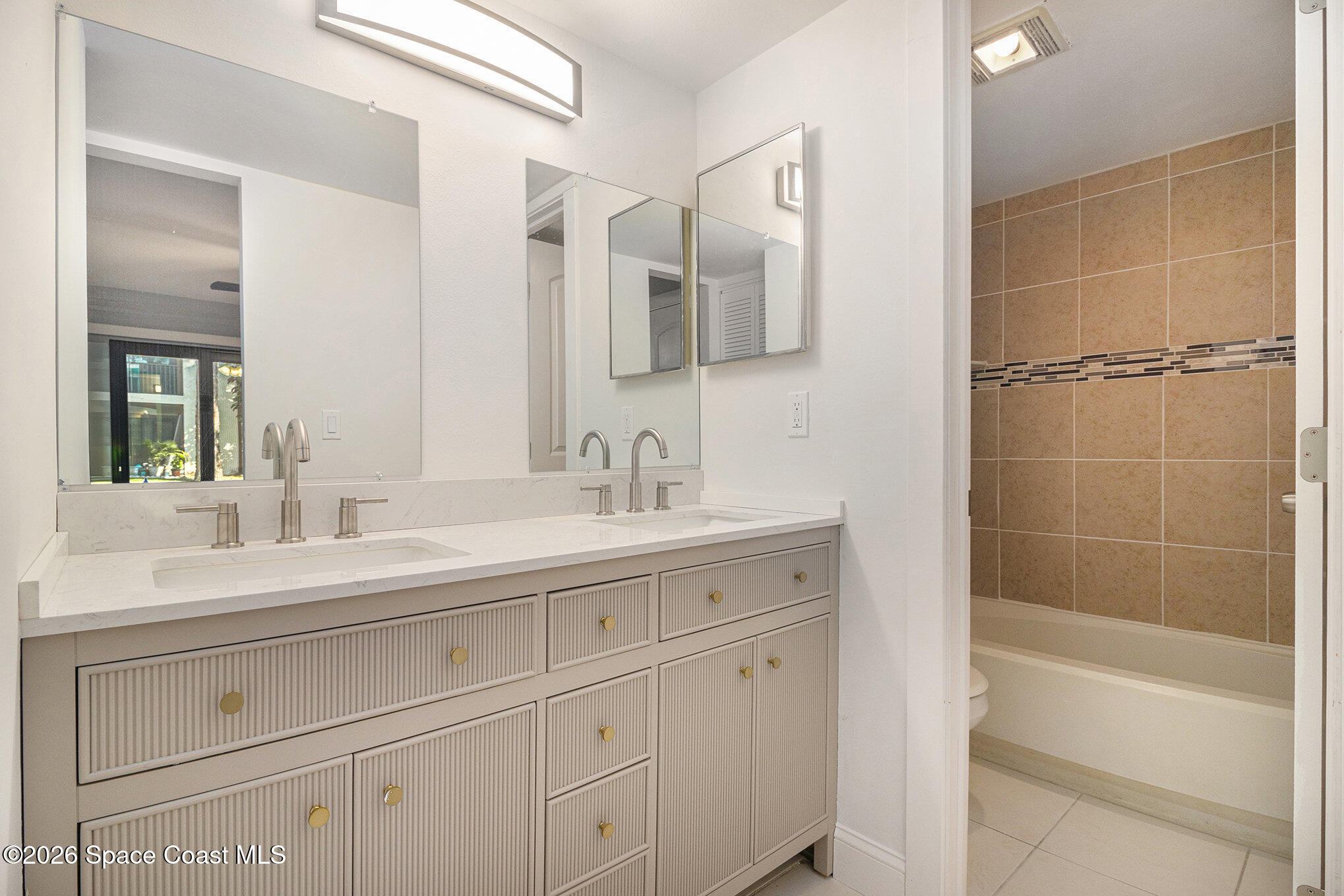 425 Catamaran Drive 71