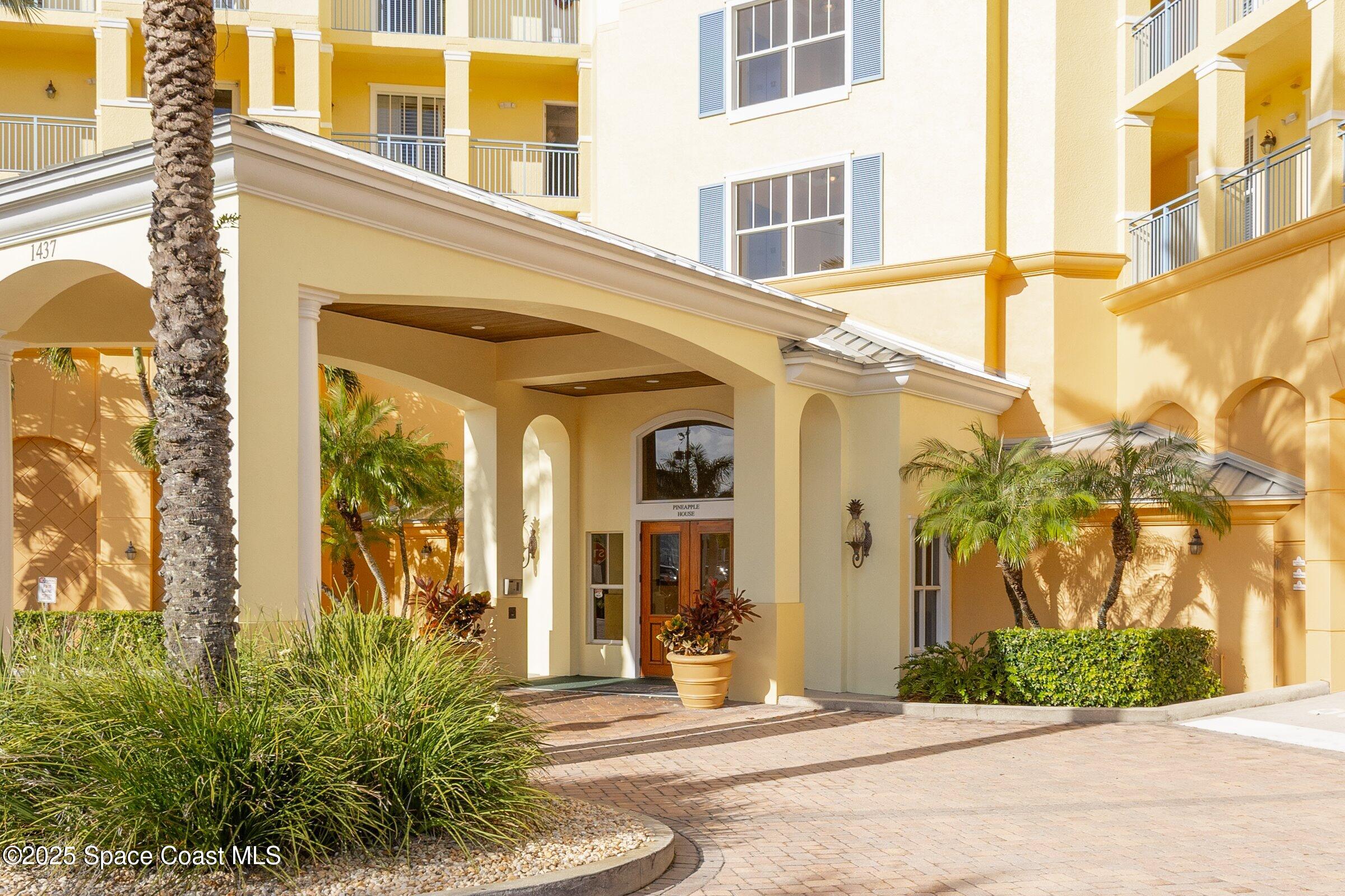 1437 Pineapple Avenue 302