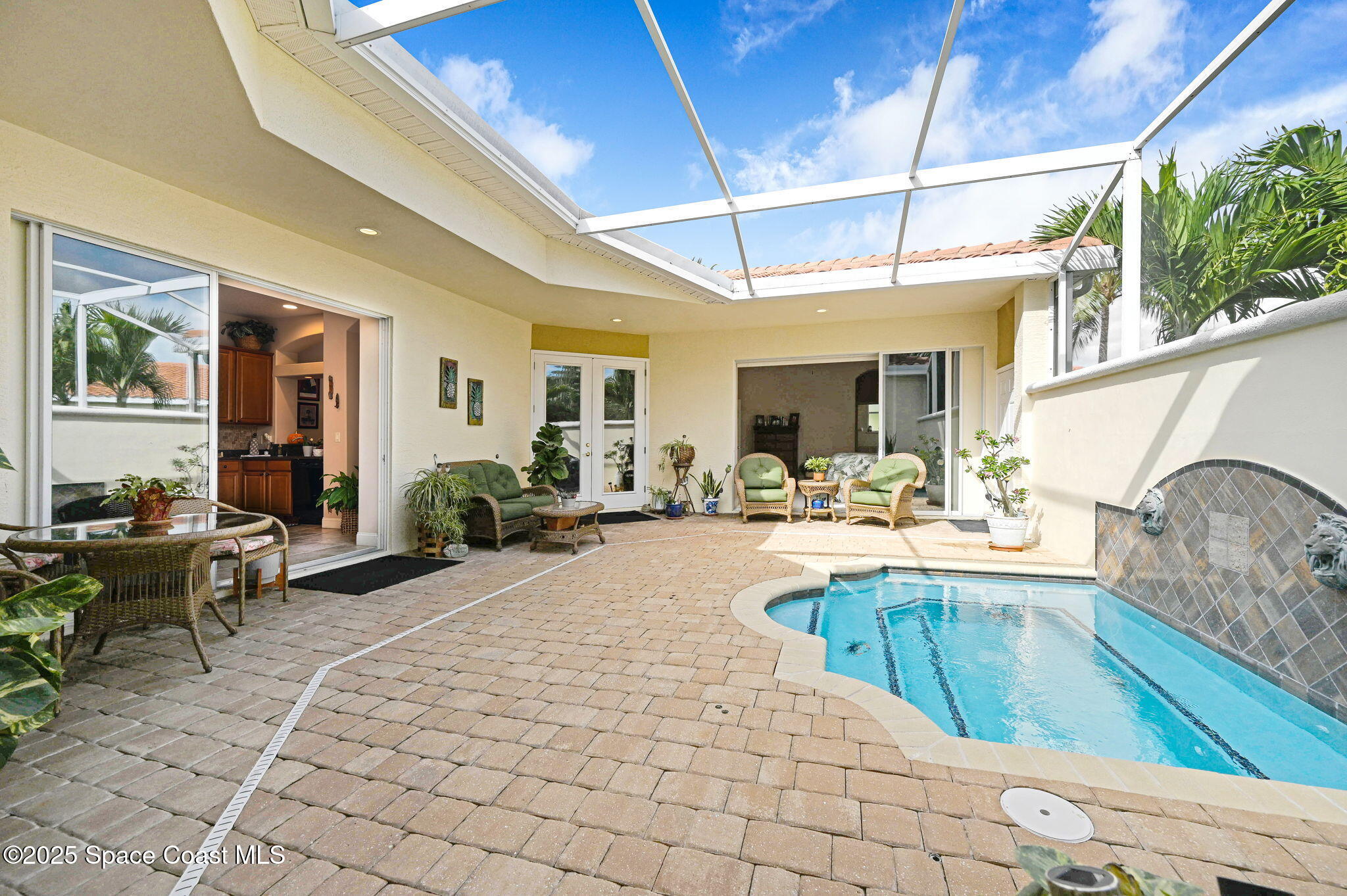 560 Casa Bella Drive 1603