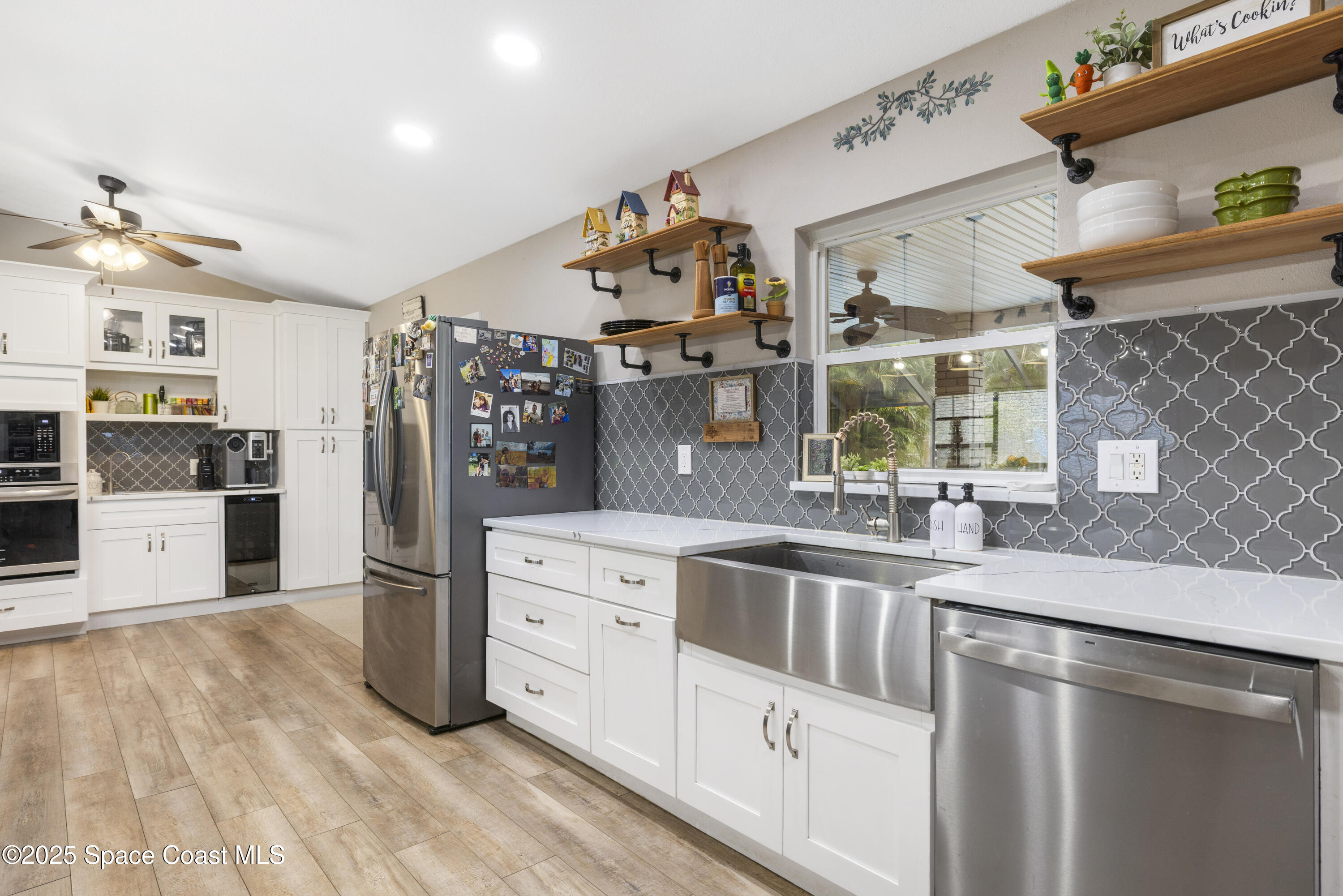 456 Narragansett Street NE