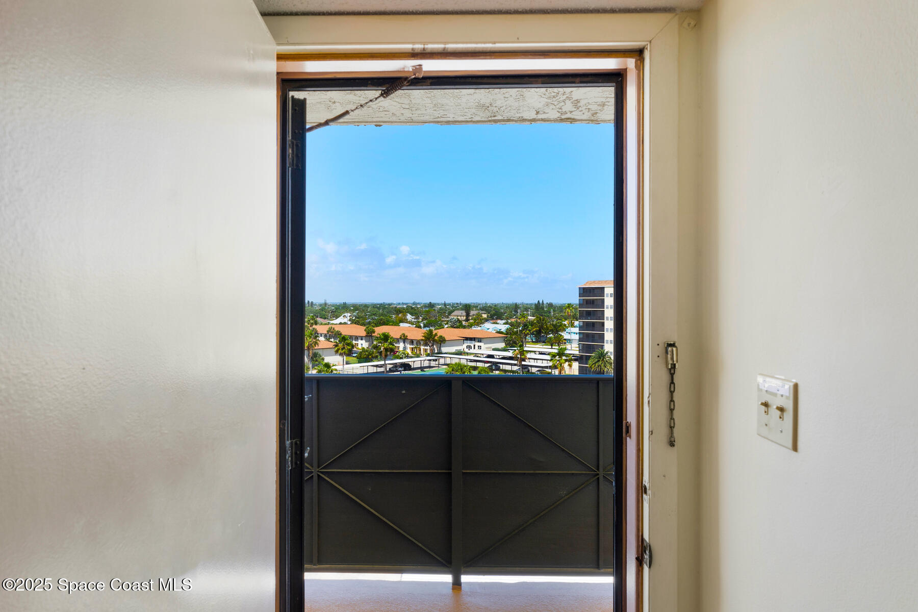 520 Palm Springs Boulevard 704