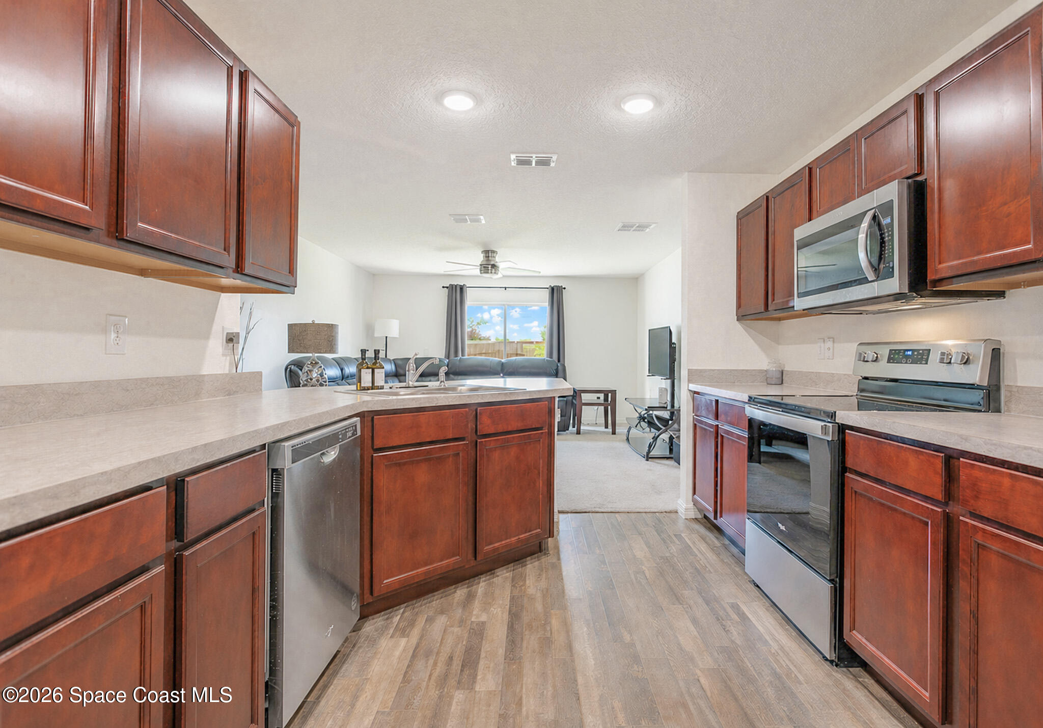 1667 Saint Street SE