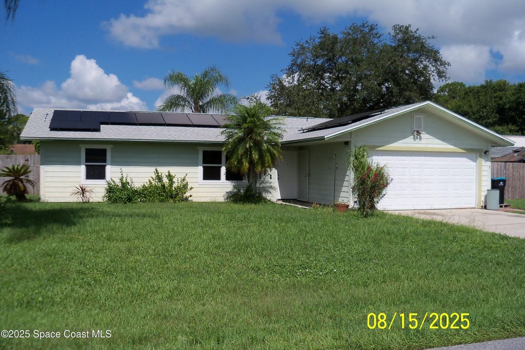 Photo of 726 Diplomat Avenue SE, Palm Bay, FL 32909 (MLS # 1057079)
