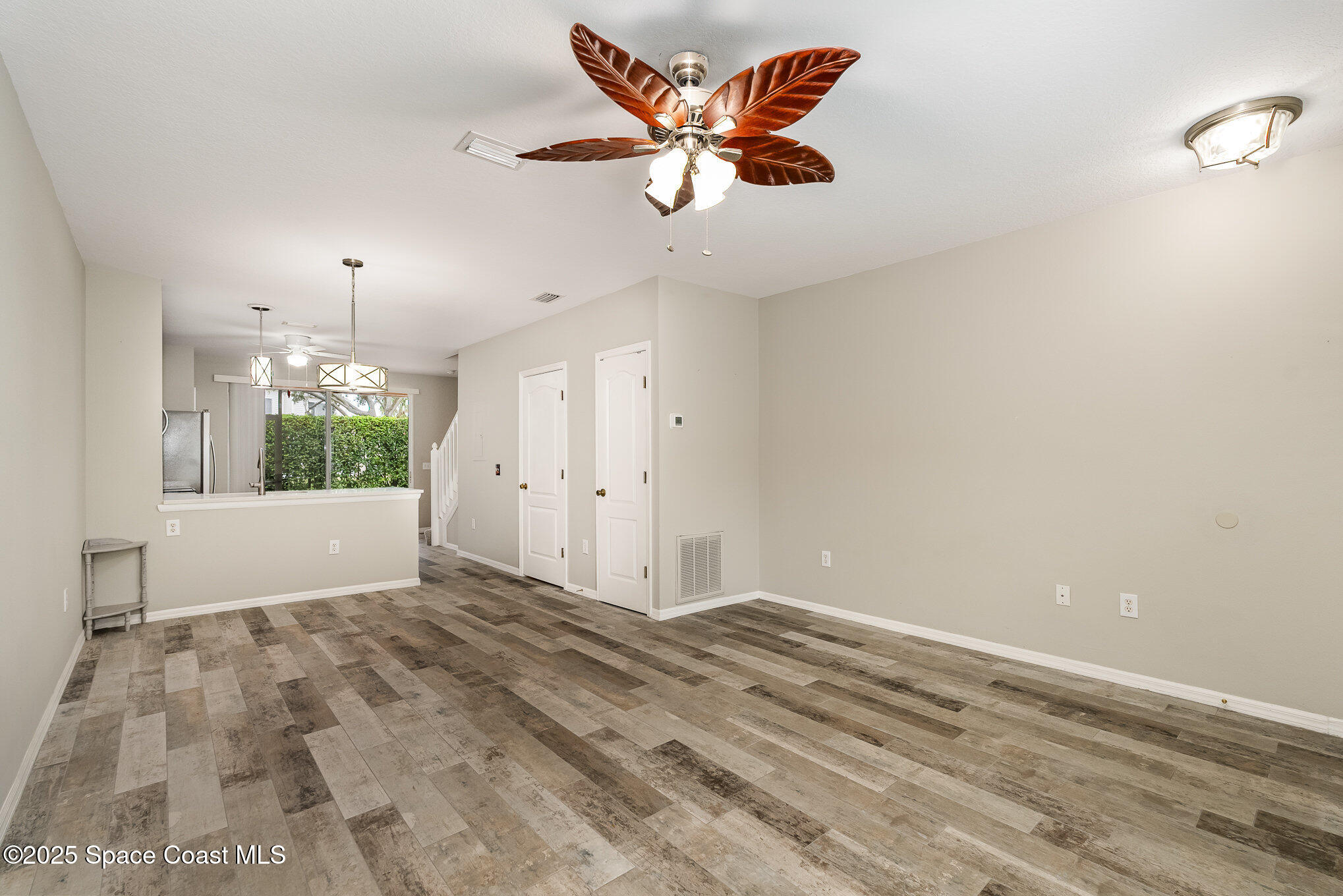 1382 Hampton Park Lane