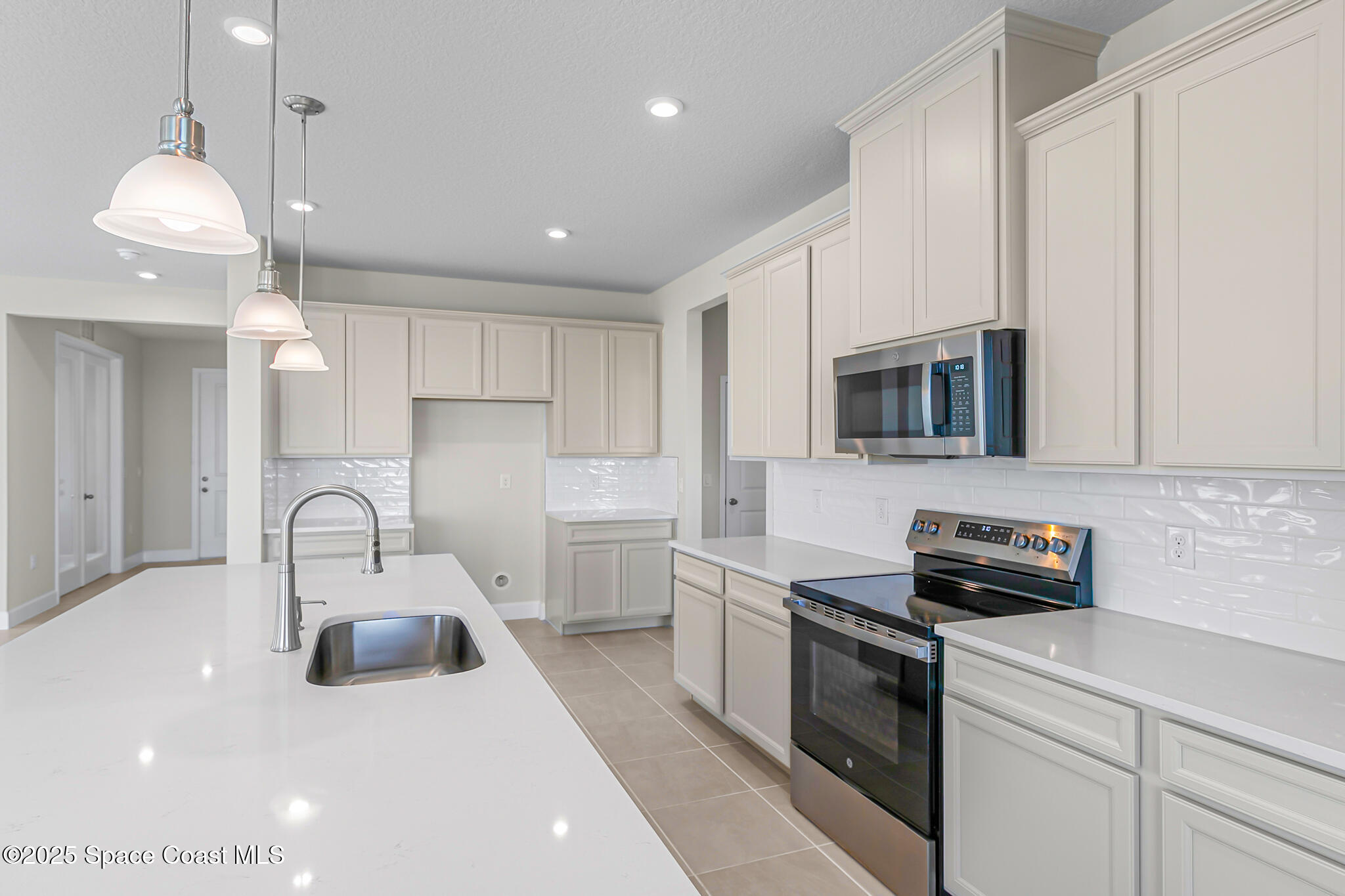 2703 Landing Drive