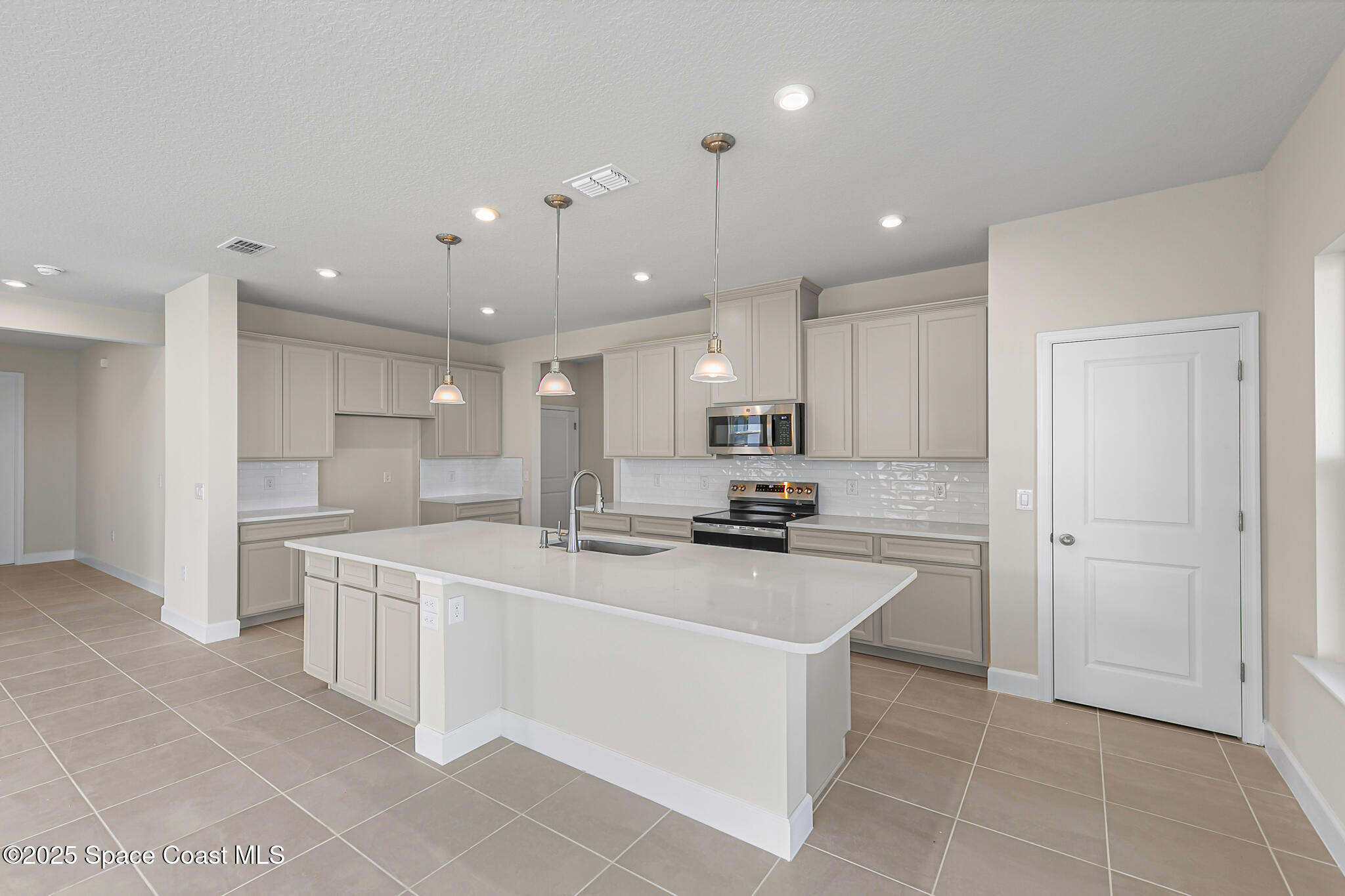 2703 Landing Drive