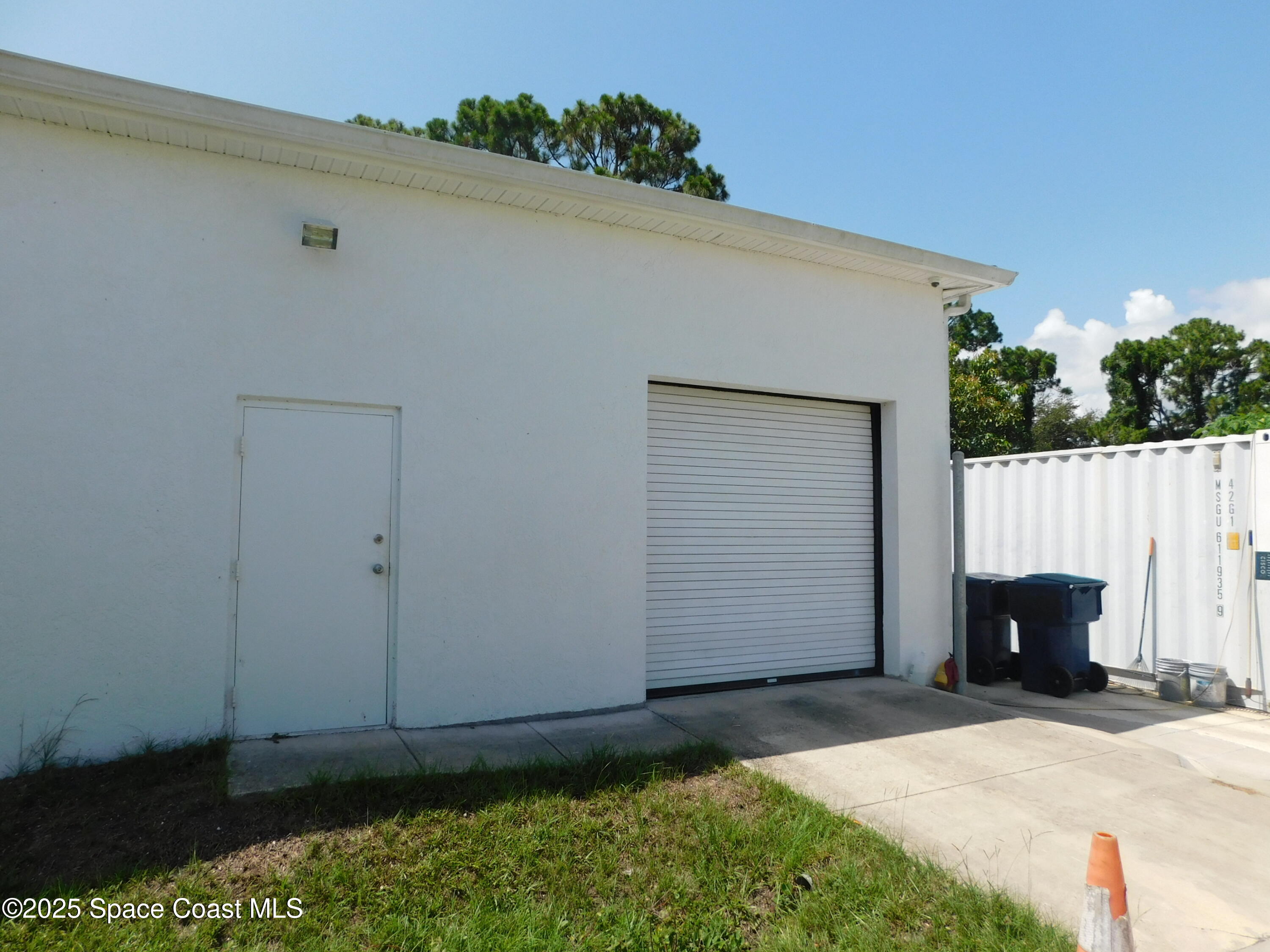 5060 Industry Drive