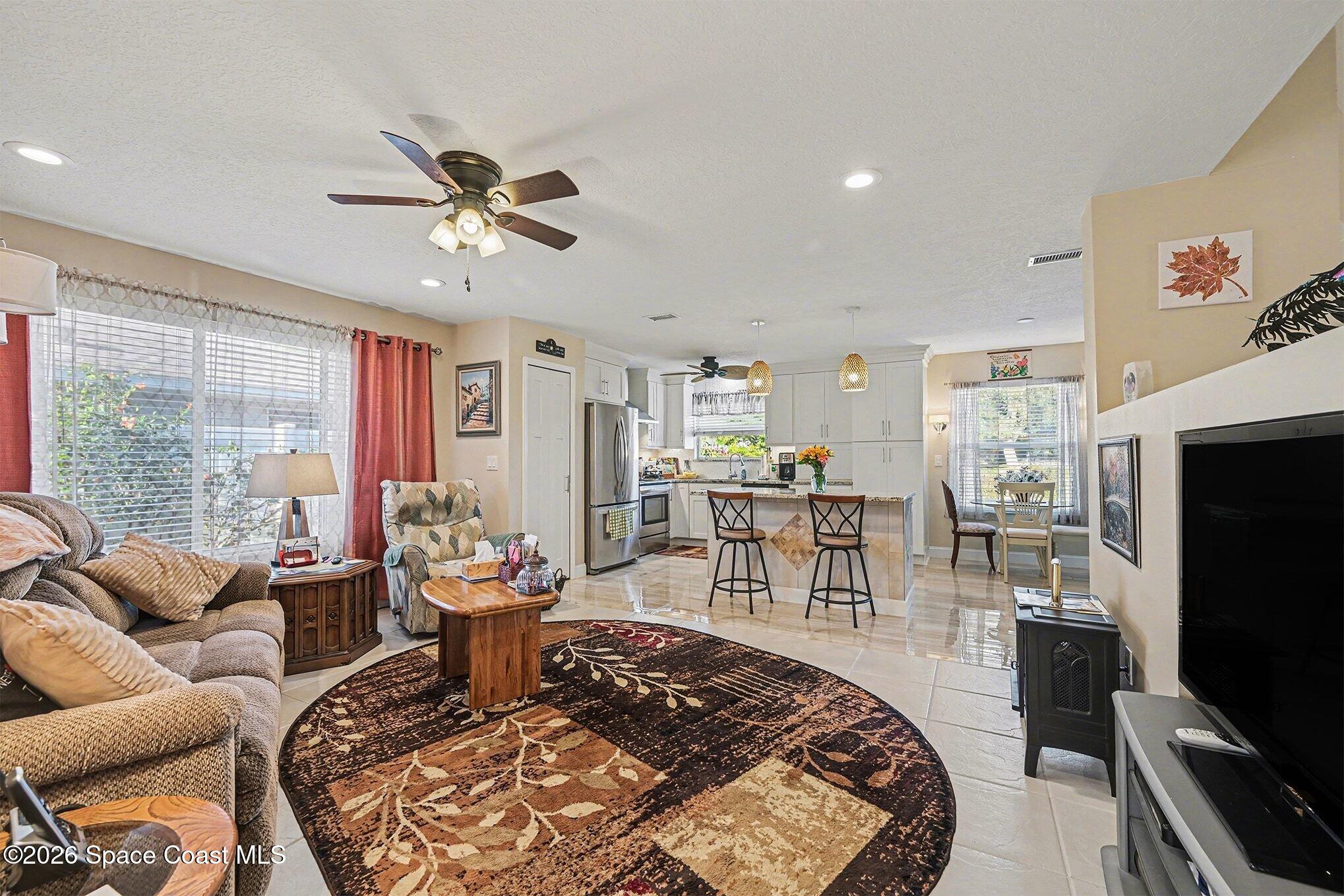 1409 California Drive