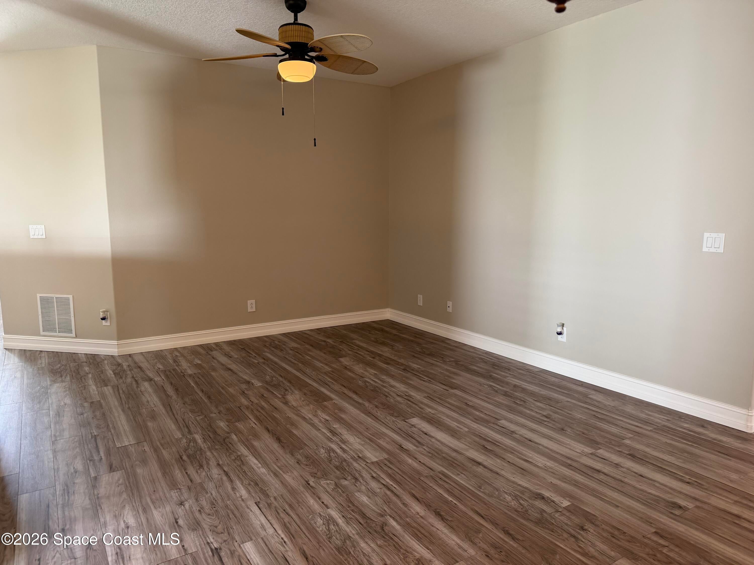5637 Indigo Crossing Drive
