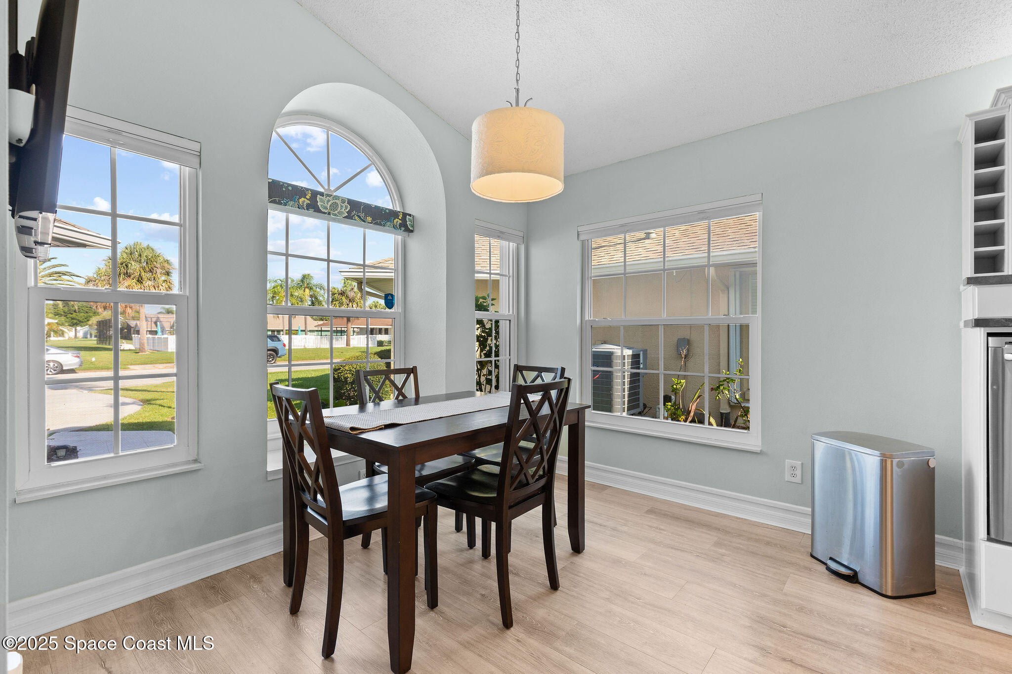 3964 Saint Armens Circle
