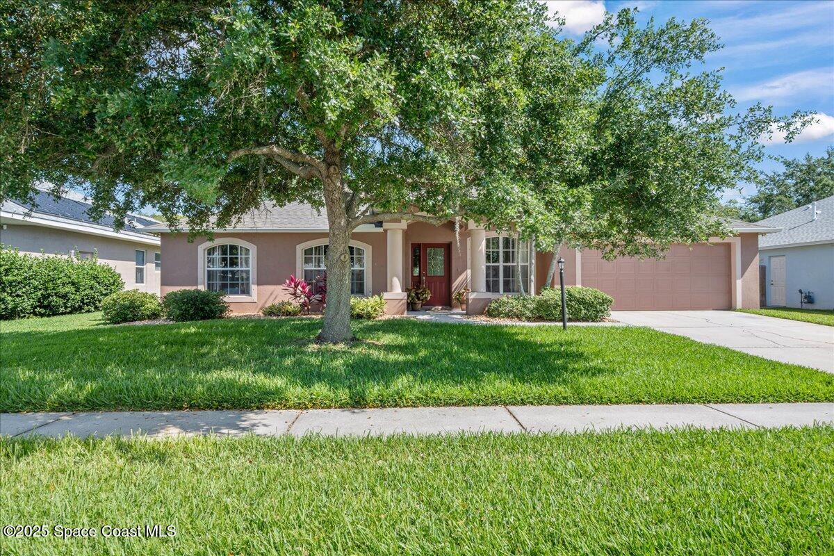 2063 Woodfield Circle