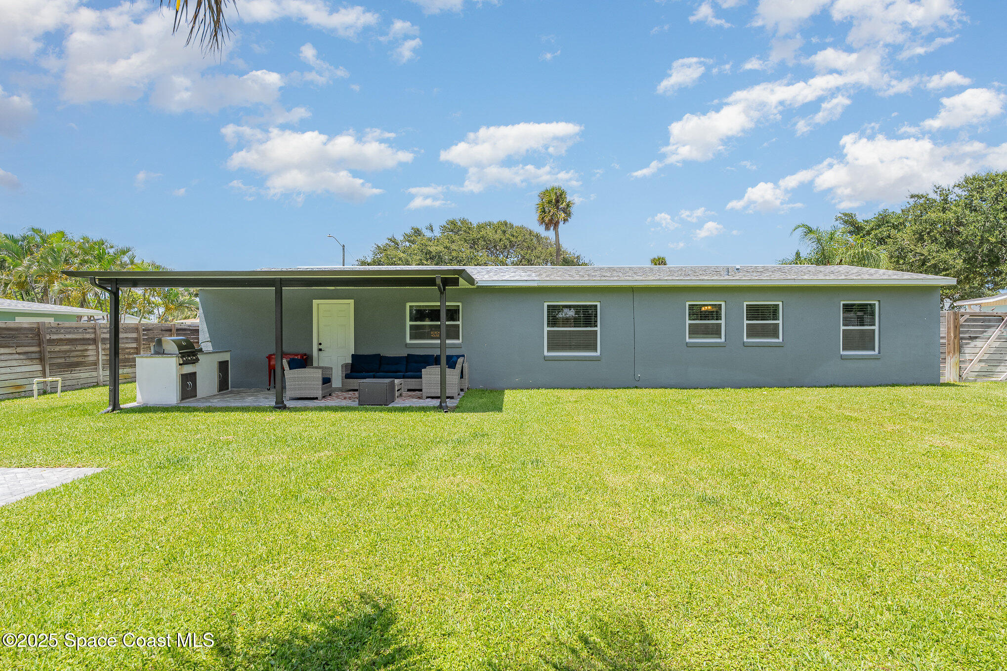 131 W Gadsden Lane