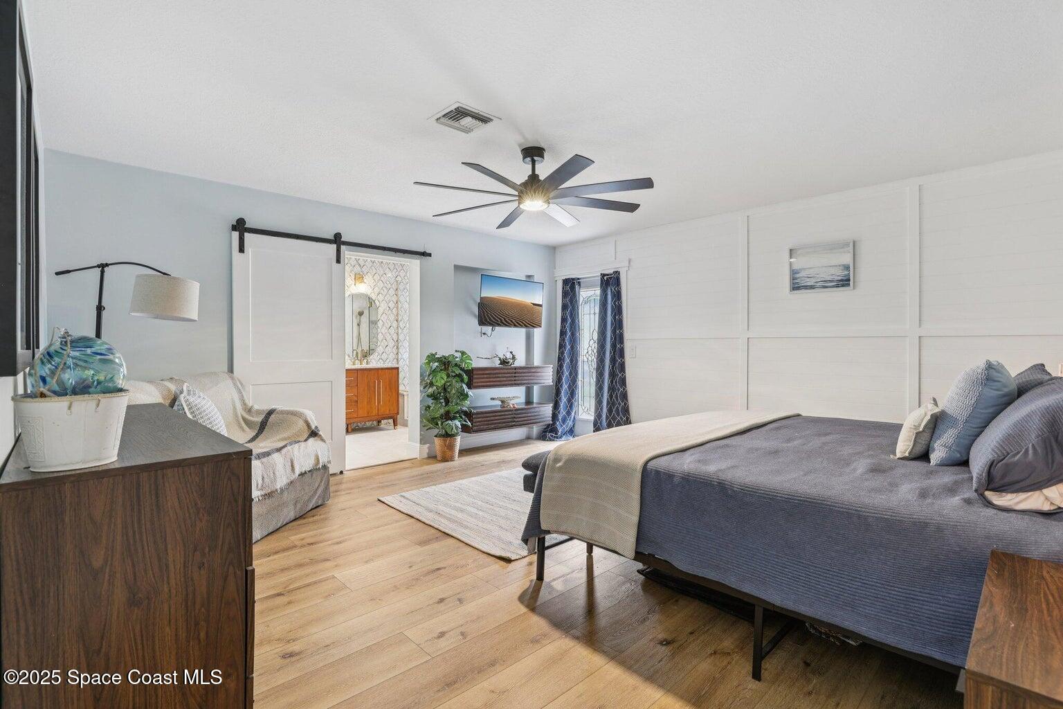 9830 Oak Trail