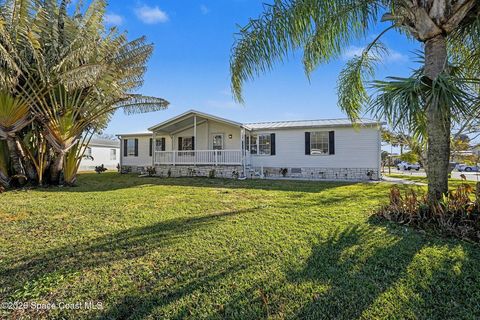 926 Laurel Circle Barefoot Bay FL 32976
