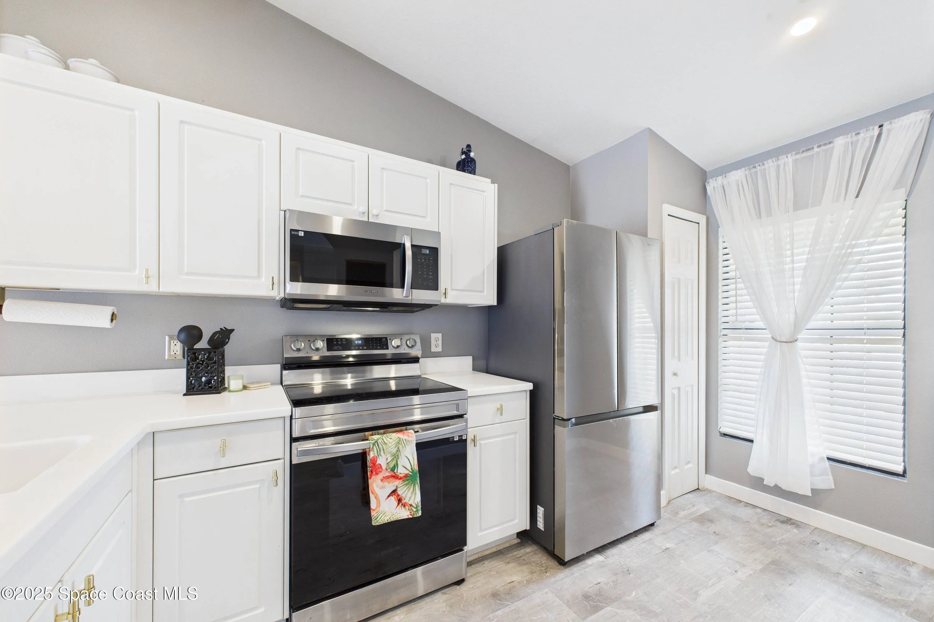 Melbourne, Florida 32901, United States, 2 Bedrooms Bedrooms, ,2 BathroomsBathrooms,Residential,Active,195972