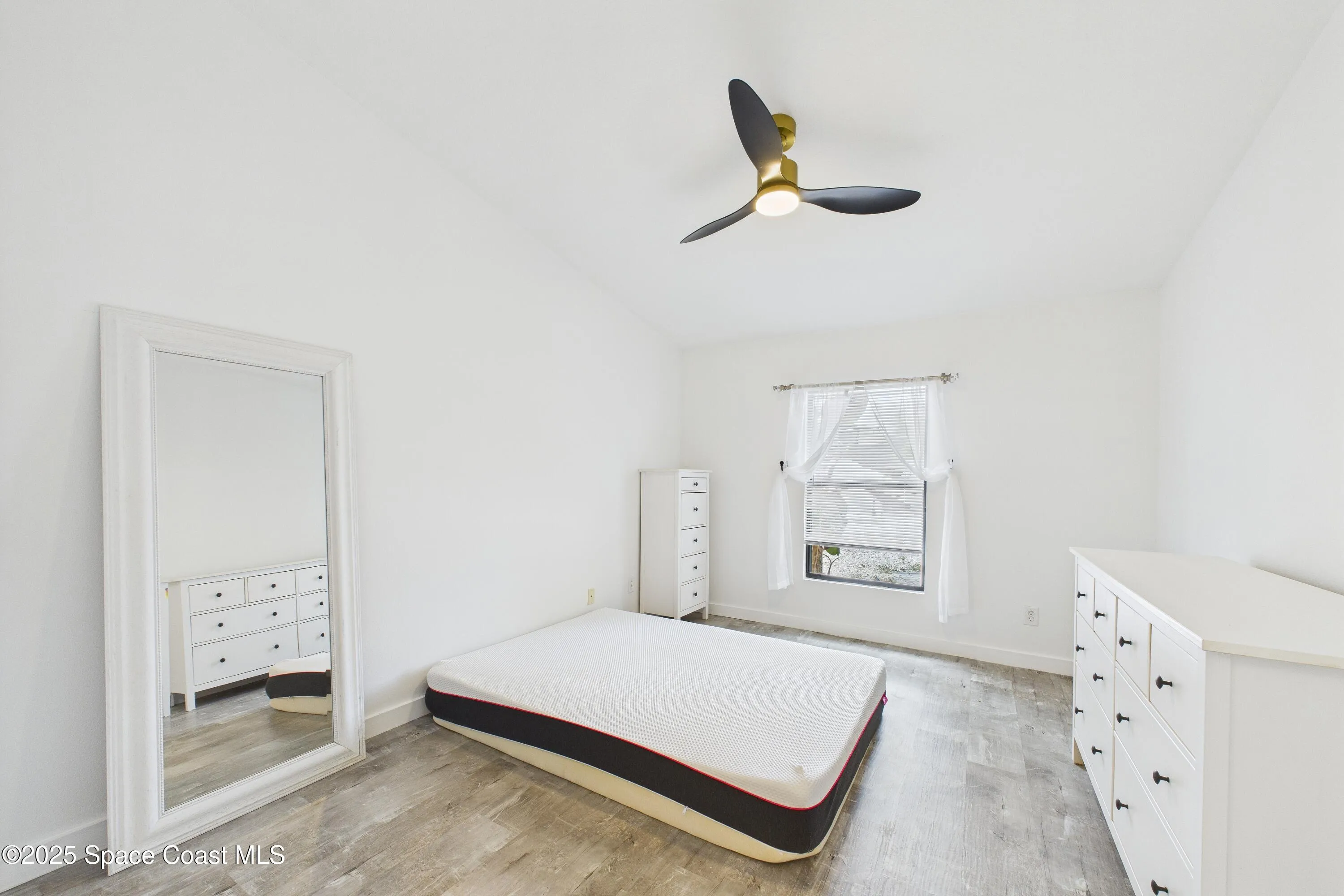 Melbourne, Florida 32901, United States, 2 Bedrooms Bedrooms, ,2 BathroomsBathrooms,Residential,Active,195972