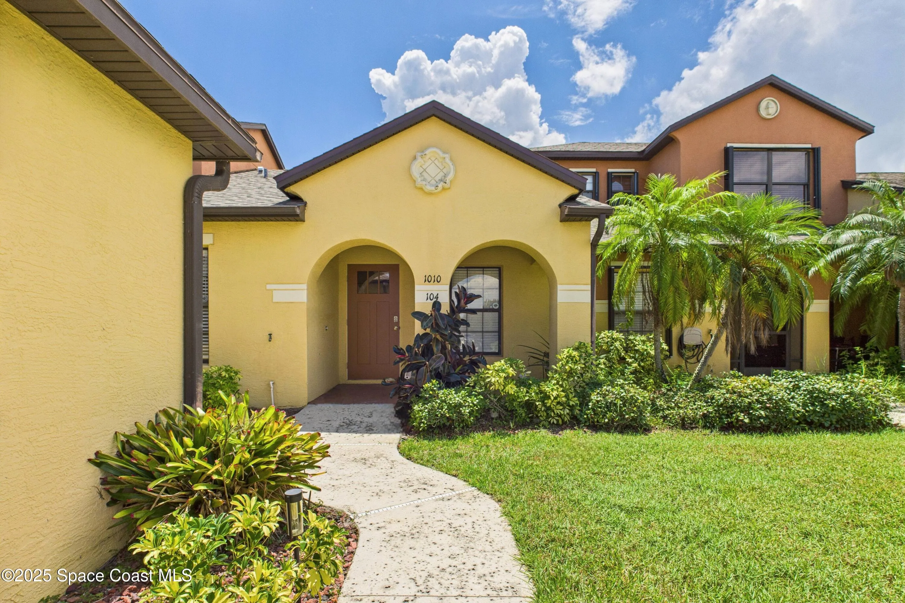 Melbourne, Florida 32901, United States, 2 Bedrooms Bedrooms, ,2 BathroomsBathrooms,Residential,Active,195972