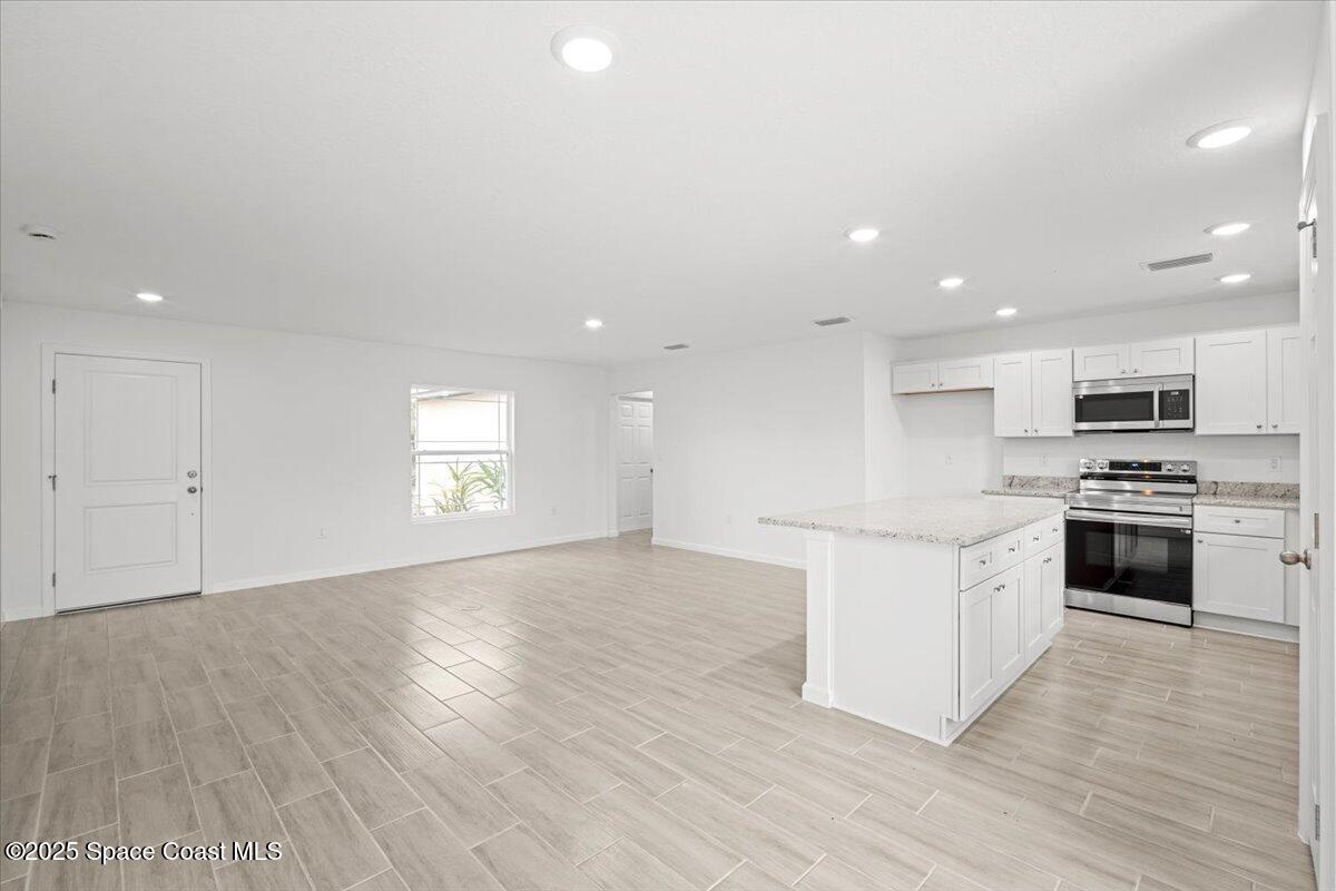 1305 Harper Boulevard SW