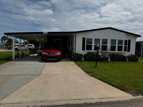 A home in Barefoot Bay