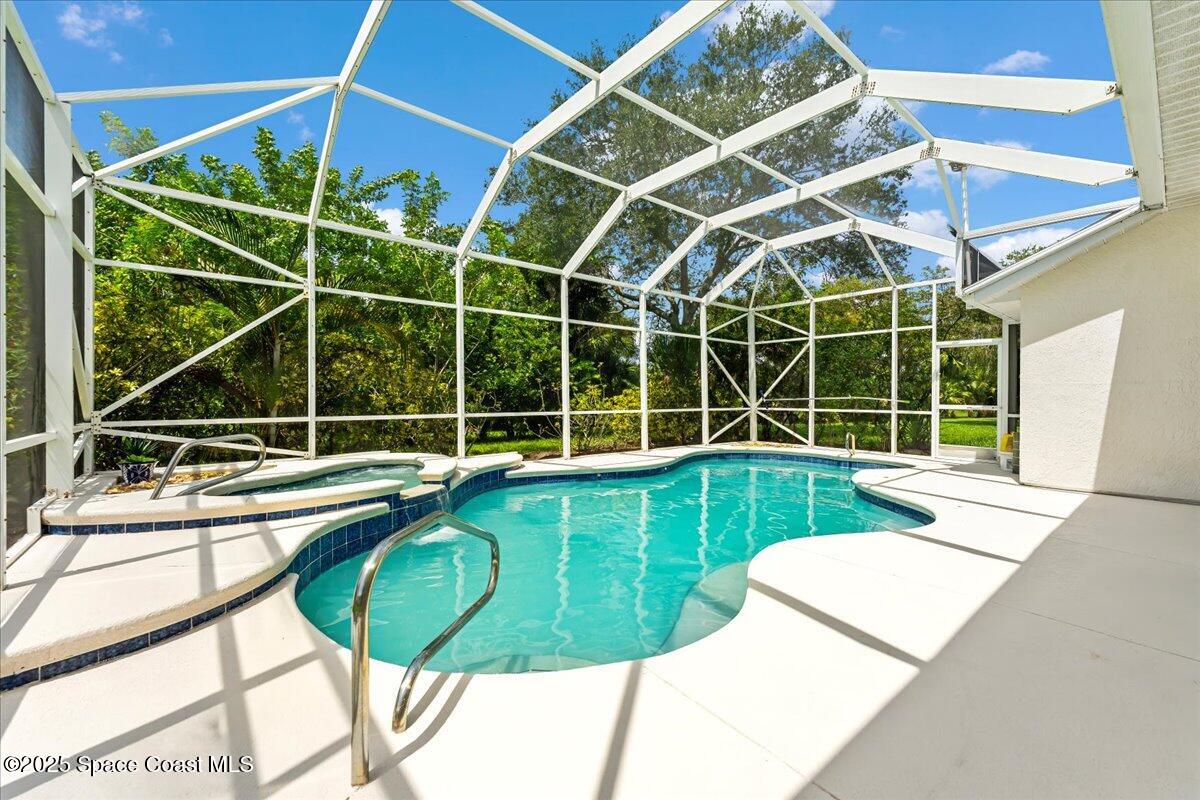 2631 Canterbury Circle