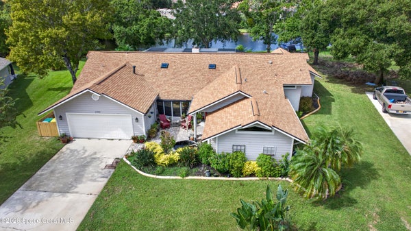 1290 SILVER LAKE DR, MELBOURNE, FL 32940 - Image 2f166399bba71d1f16b7122b0091696b/2345839994