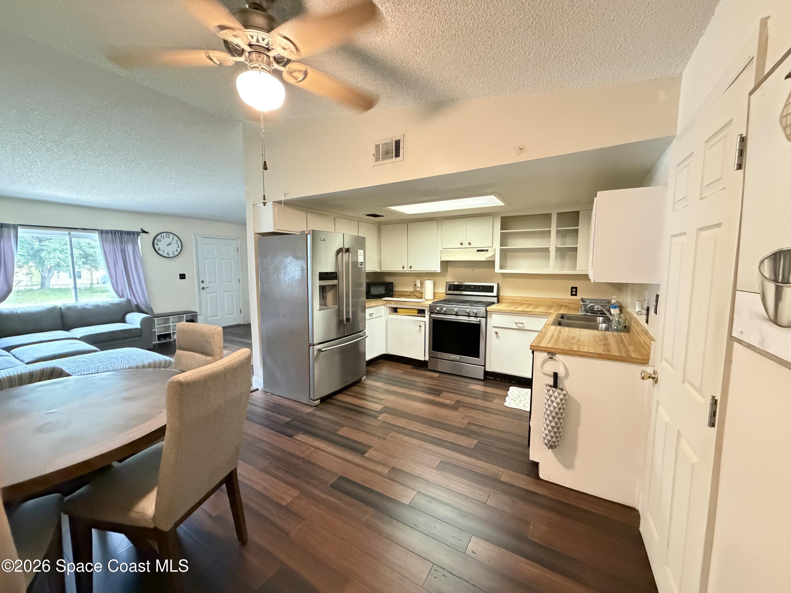 1578 W Powder Horn Road