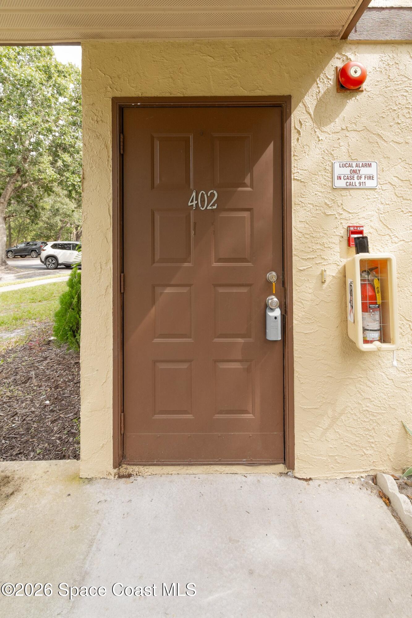 7821 Maplewood Drive 402